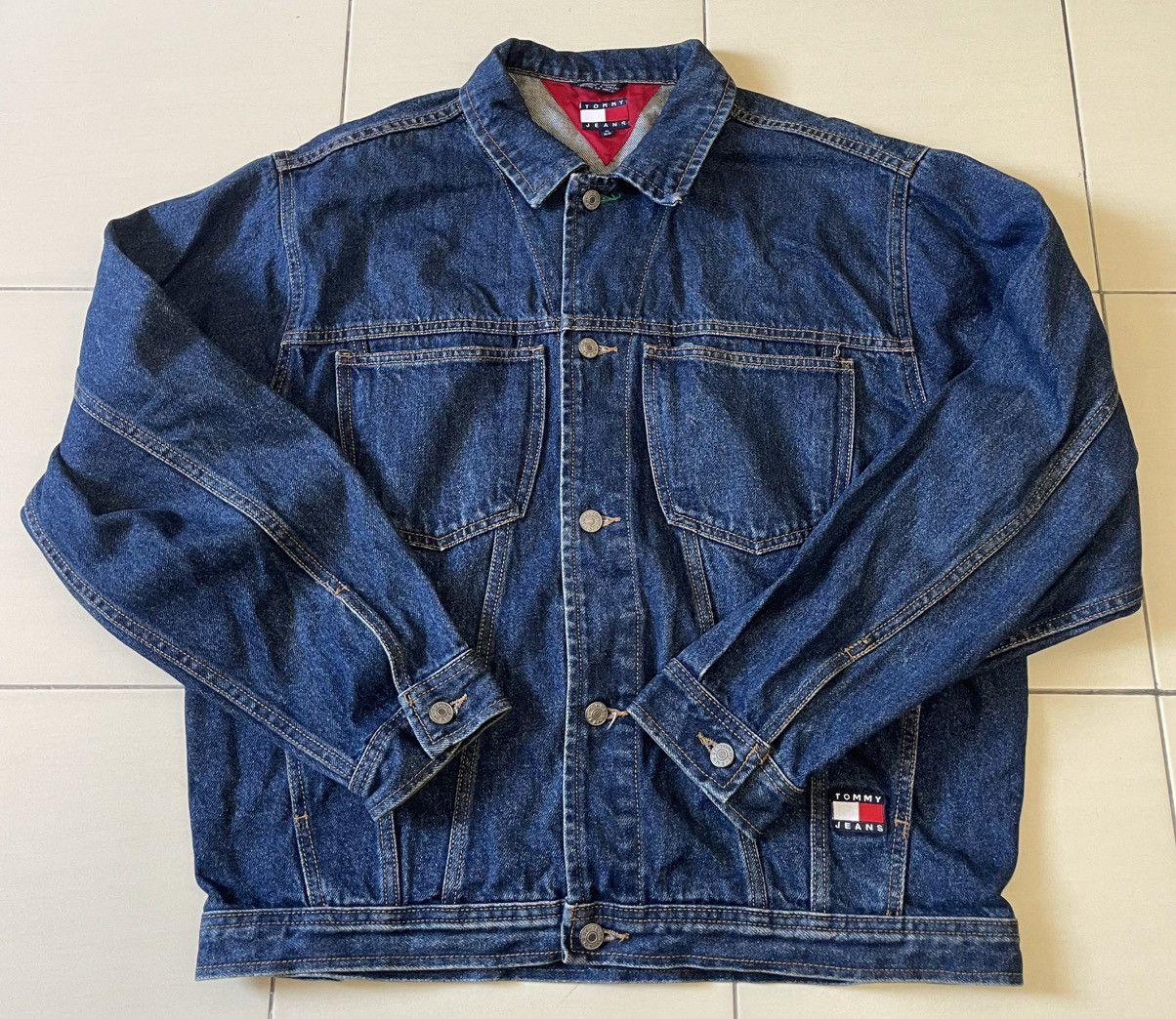 Tommy Hilfiger Vtg 90s Tommy Jeans Big Flag Trucker / Denim Jacket Size US M / EU 48-50 / 2 - 2 Thumbnail