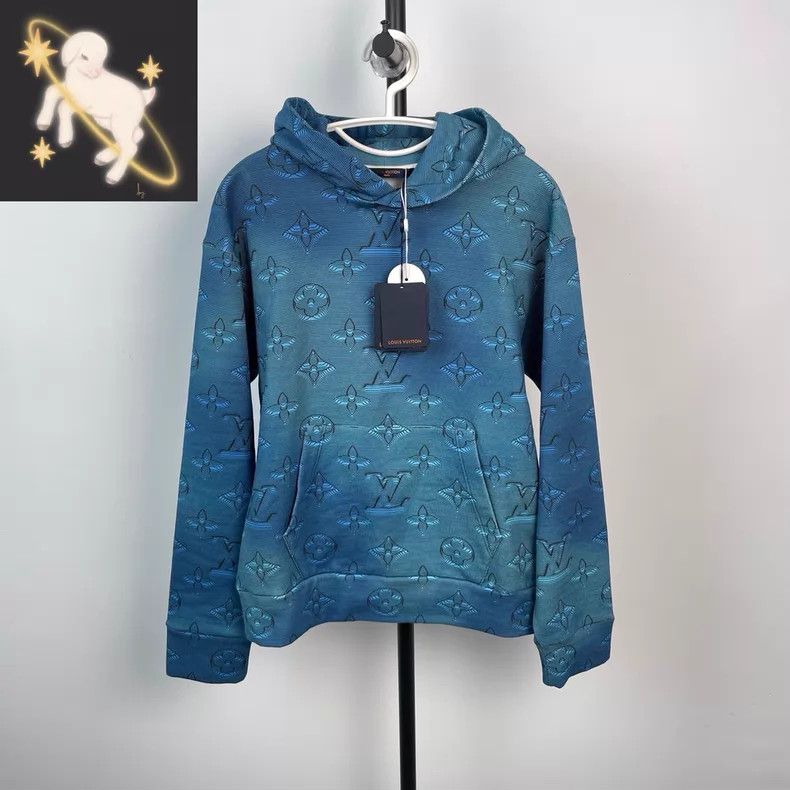 Louis Vuitton Louis Vuitton Blue gradient printed sweatshirt Size US XS / EU 42 / 0 - 1 Thumbnail