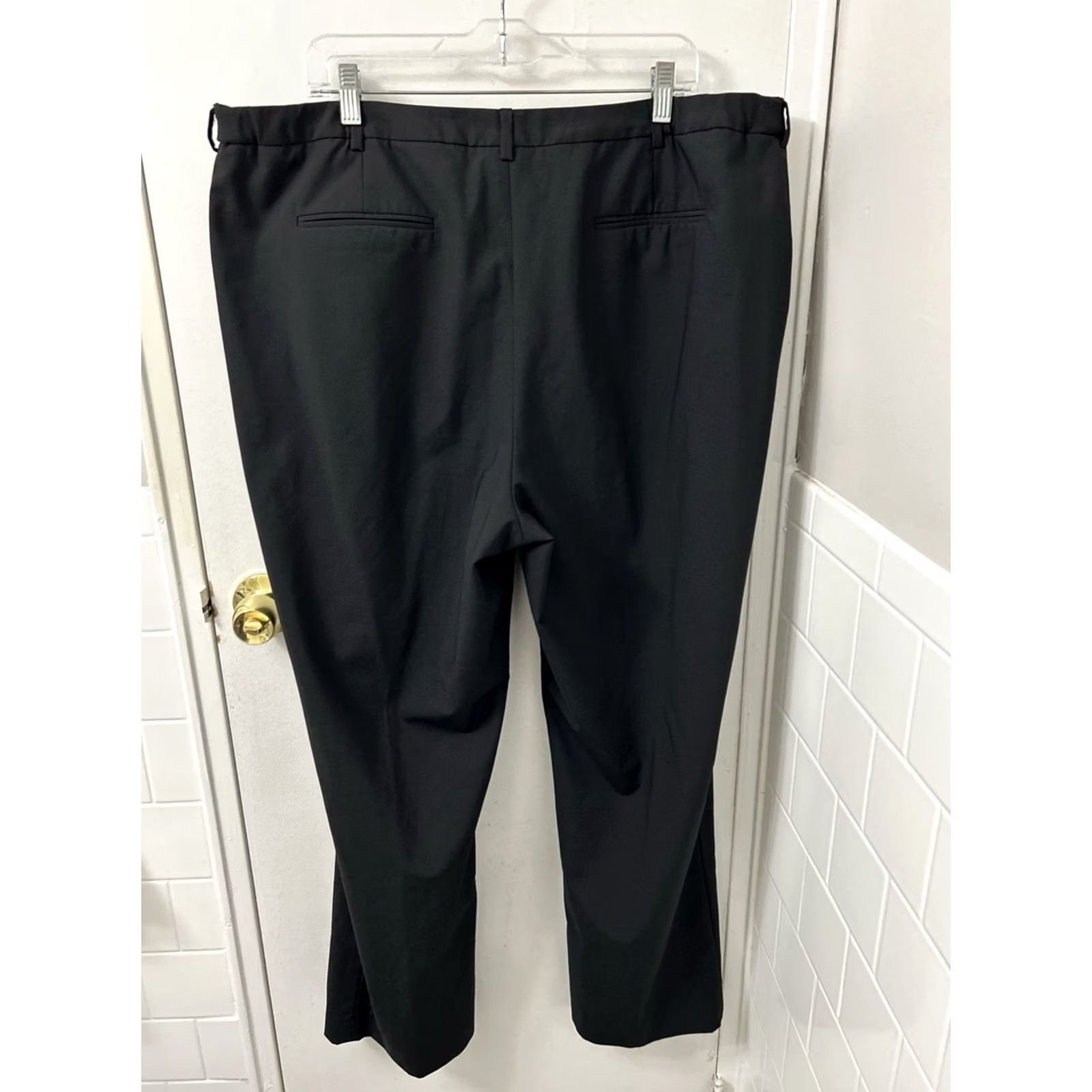 Vintage Lands' End Outfitters Dress Pants Womens 42x31 Black Wool Blend Flat Front Tapered Pockets Lined Stretch Classic Size 20W 42 in Waist Regular XS? Size 28" / US 6 / IT 42 - 6 Thumbnail