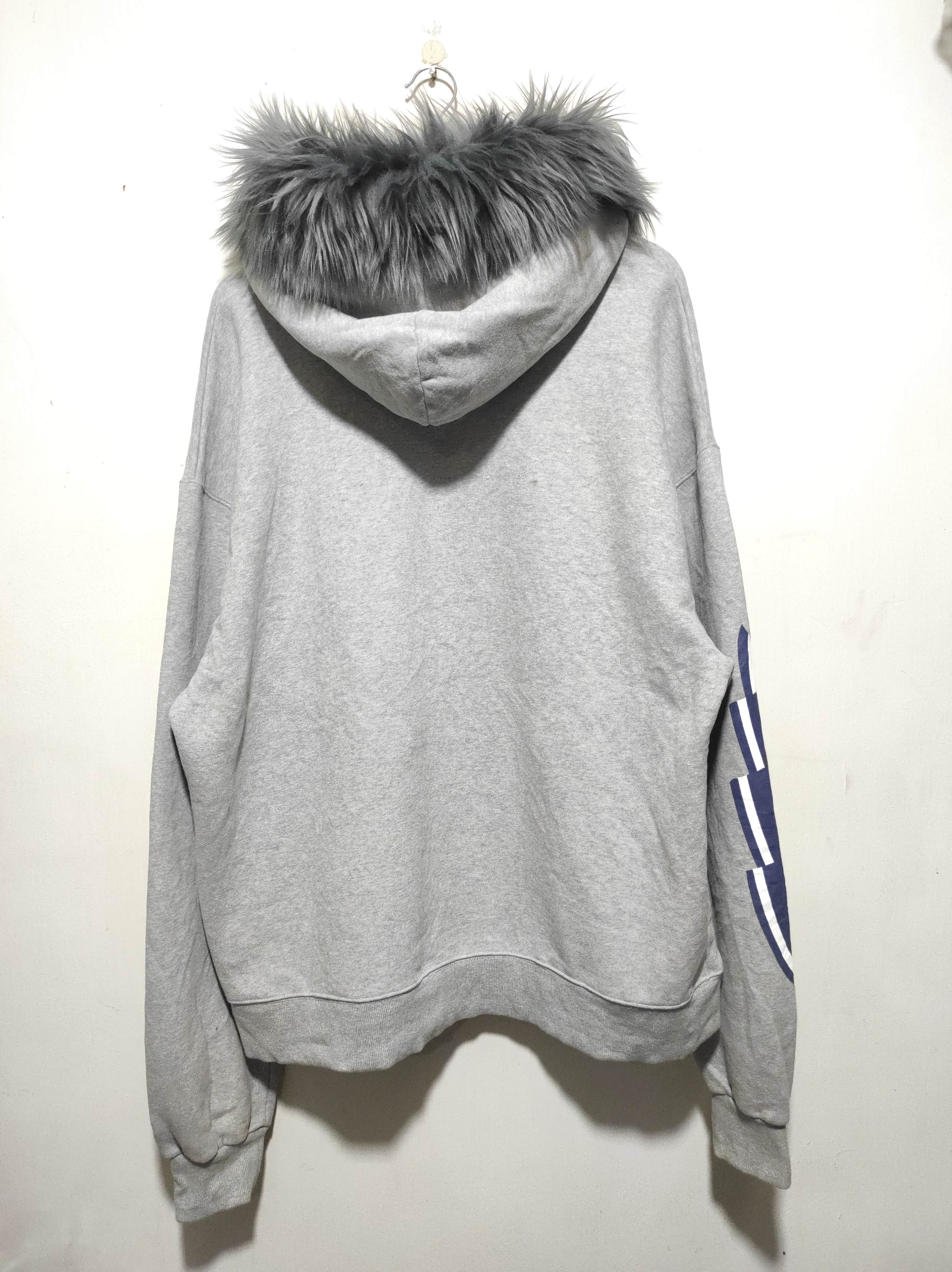 Japanese Brand Romantic Crown Fur Hoodie LGB IfSixWasNine style Size US XL / EU 56 / 4 - 12 Thumbnail