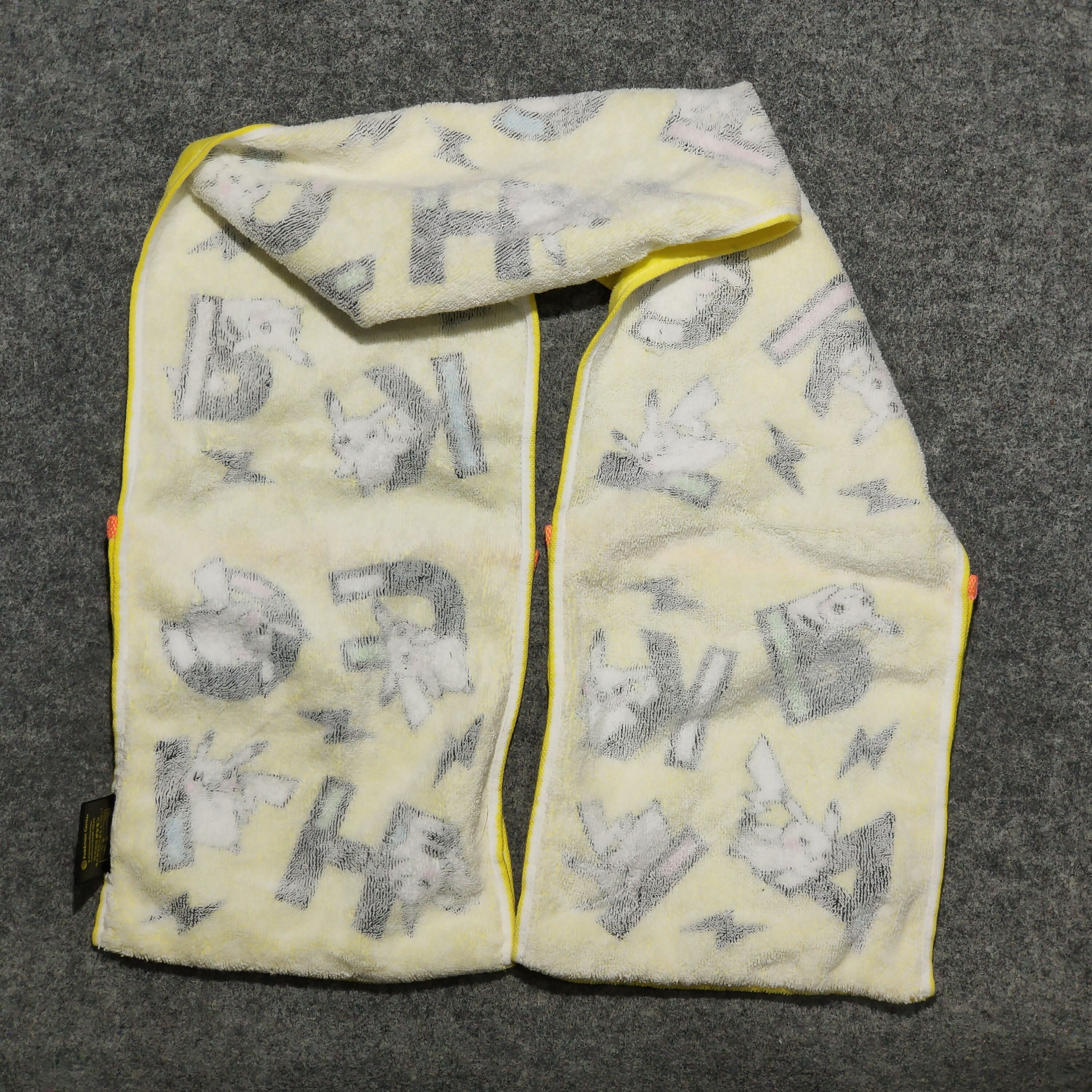 Pokemon 🔥Pokemon Center Original PIKAPIKACHU pocket muffle towel Size ONE SIZE - 2 Thumbnail
