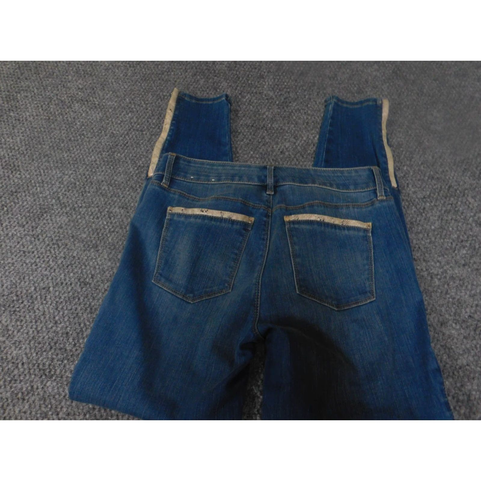 White House Black Market White House Black Market Jeans Womens 4 Blue Skinny Ankle Denim Zipper Pockets Regular Inseam 28in Cotton Blend Spandex Size 27" / US 4 / IT 40 - 7 Thumbnail