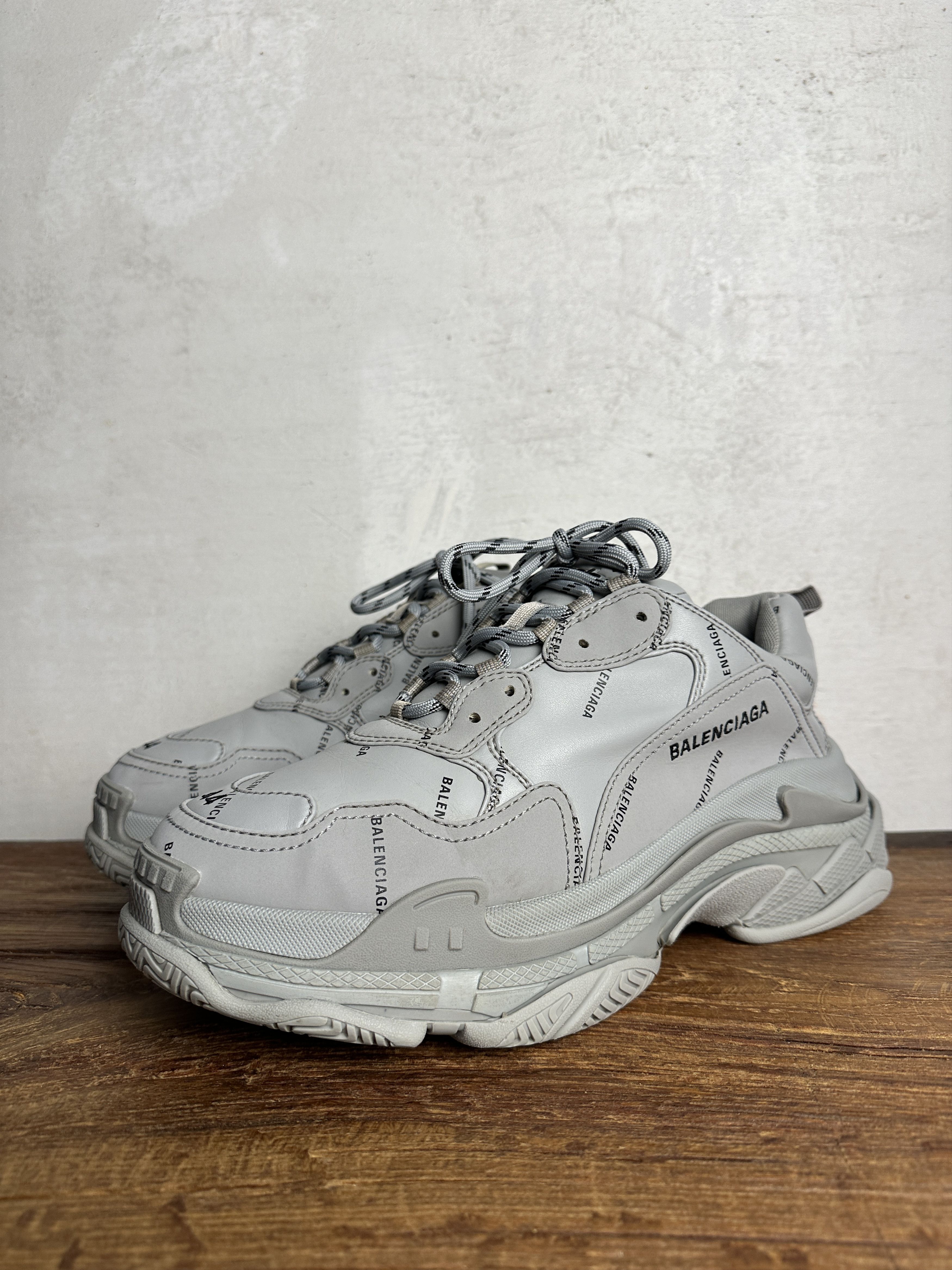 Balenciaga Balenciaga All Over Logo Triple S Leather Free Sneaker Grey Size US 11 / EU 44 - 2 Thumbnail