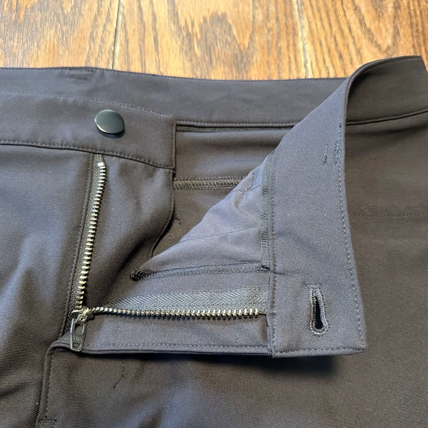 Lululemon Lululemon Men’s Pants Black Size 36x31 Stretch Zip Pocket Size US 36 / EU 52 - 4 Thumbnail