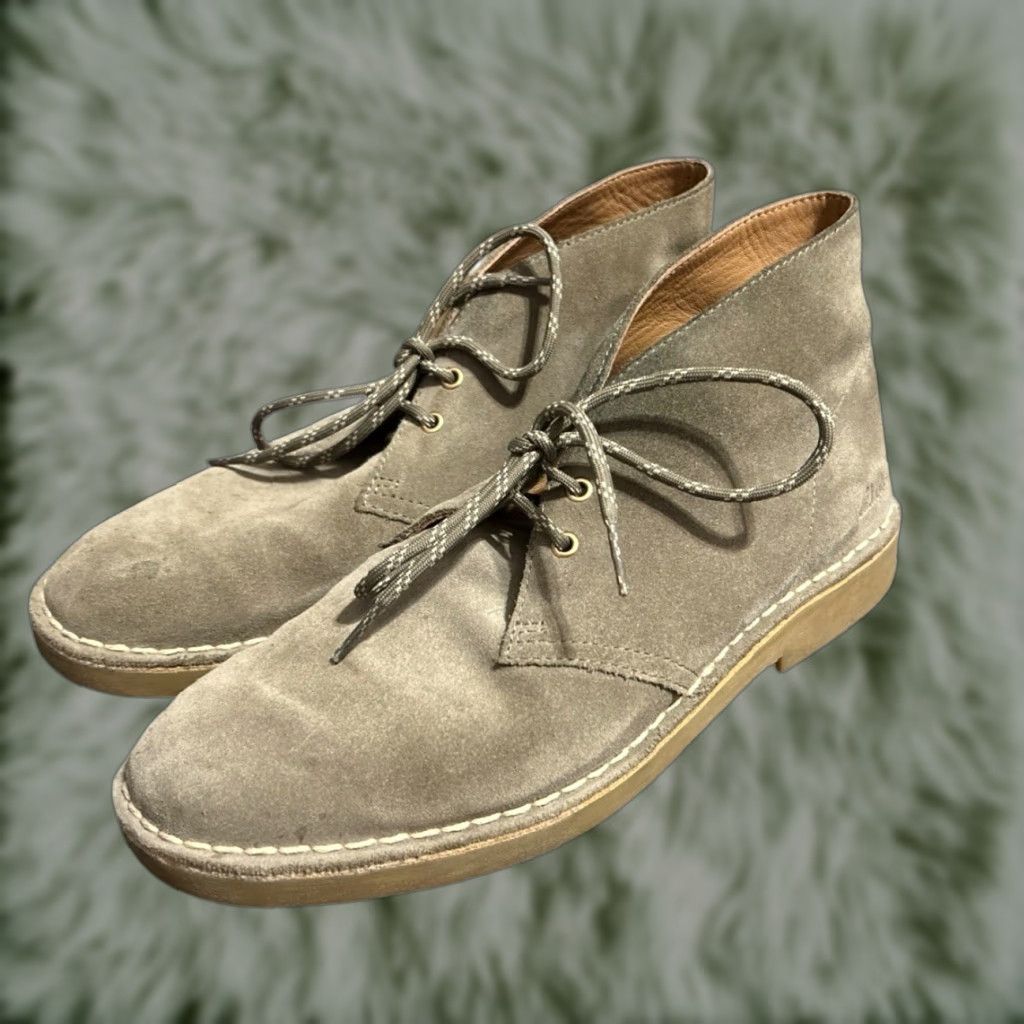 Clarks Originals Desert Boot Olive Green Suede Mens Size US/8 UK