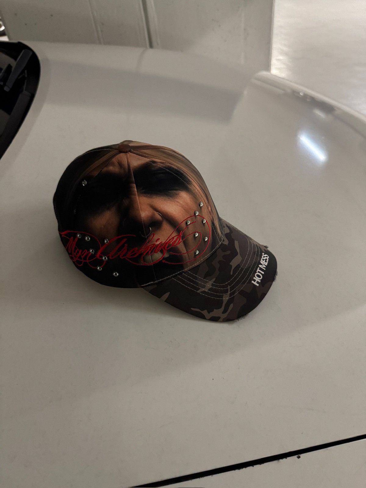 Other MOYIN ARCHIVES HAT Size 32 - 1 Thumbnail