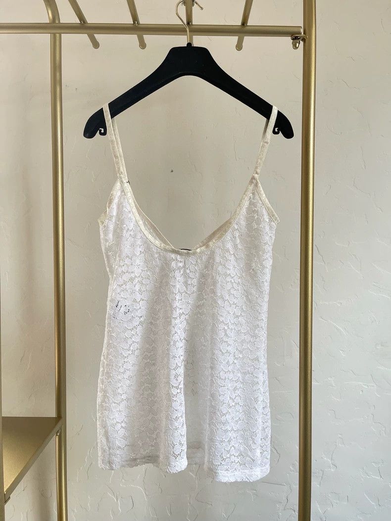 Chanel Chanel 21k white lace suspender Size S / US 4 / IT 40 - 2 Thumbnail