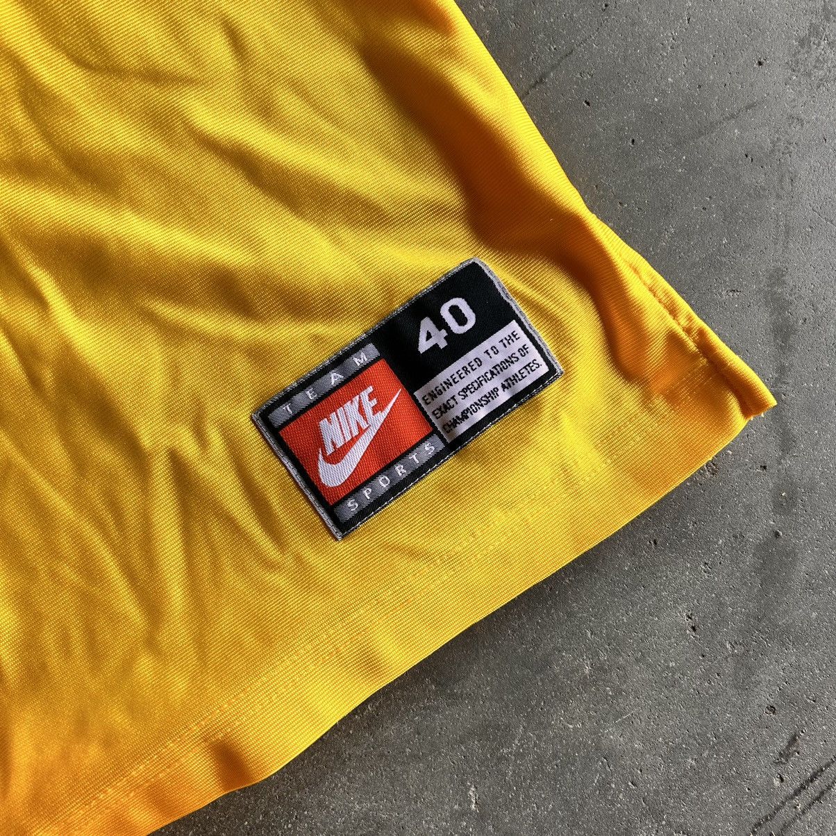 Nike × Vintage Vintage Nike Basketball Jersey Size US M / EU 48-50 / 2 - 3 Thumbnail