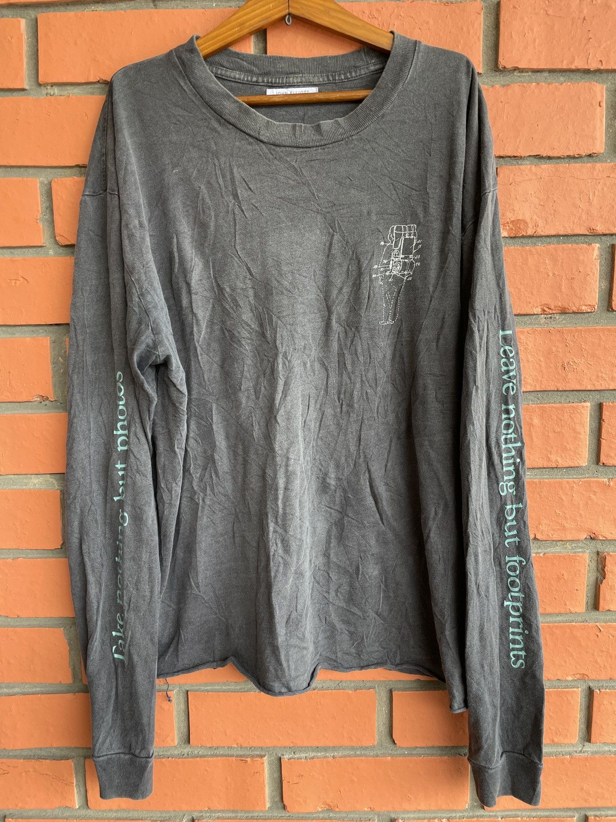 John Elliott John Elliott designer Ripped shirt artwork longsleeve size 2 Size US L / EU 52-54 / 3 - 2 Thumbnail