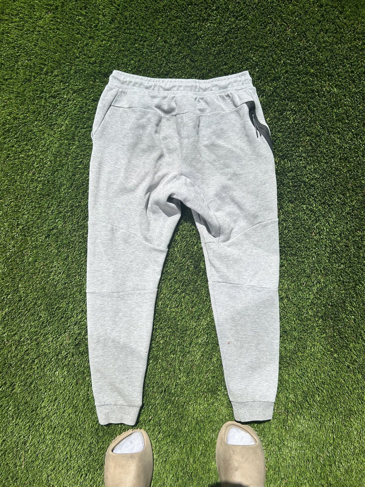 Nike Small grey nike tech fleece sweatpants Size US 29 - 2 Thumbnail