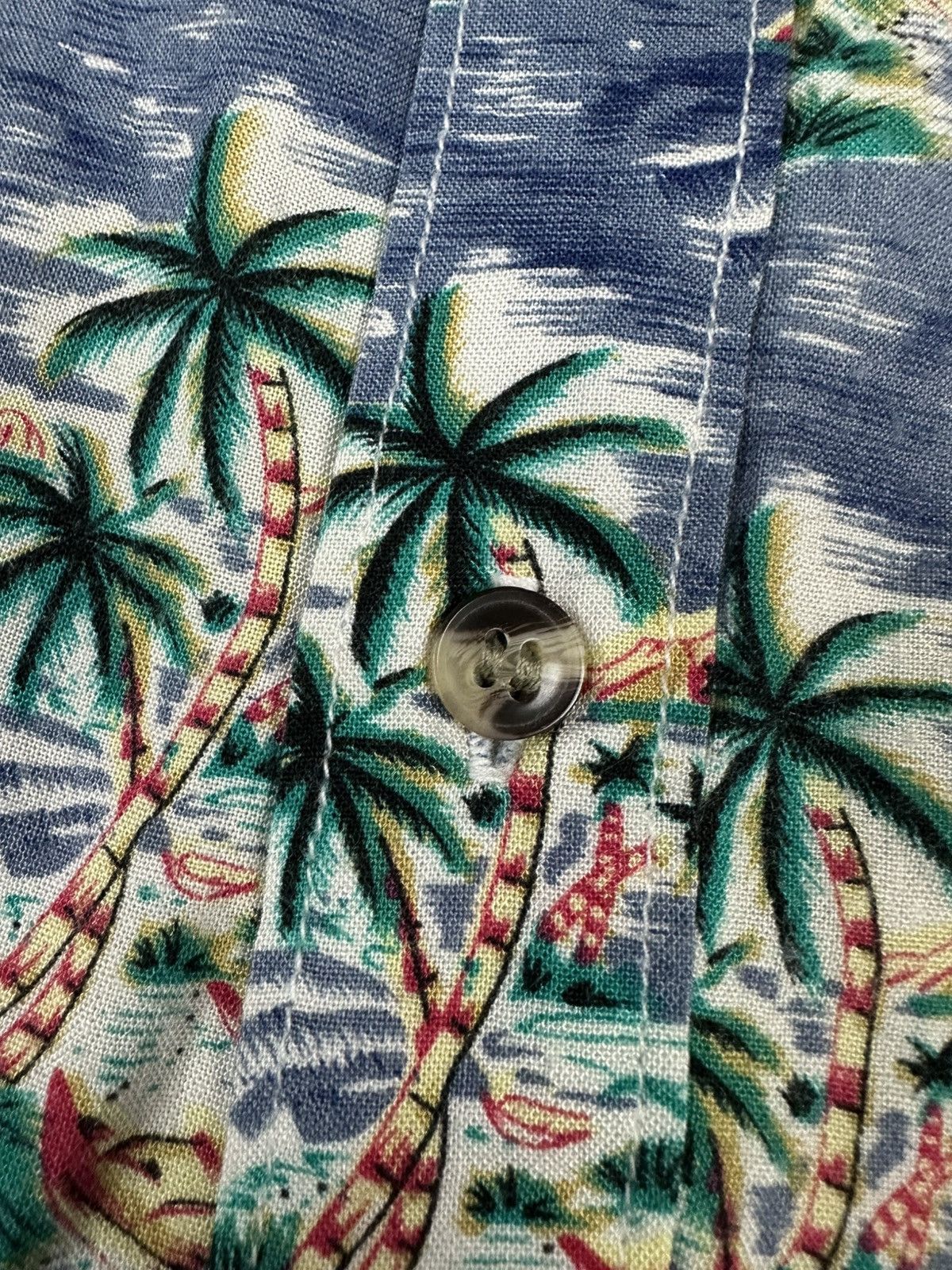 Vintage Vintage Aloha Dimension Hawaiian Shirt Rayon Island Print Size US M / EU 48-50 / 2 - 6 Thumbnail