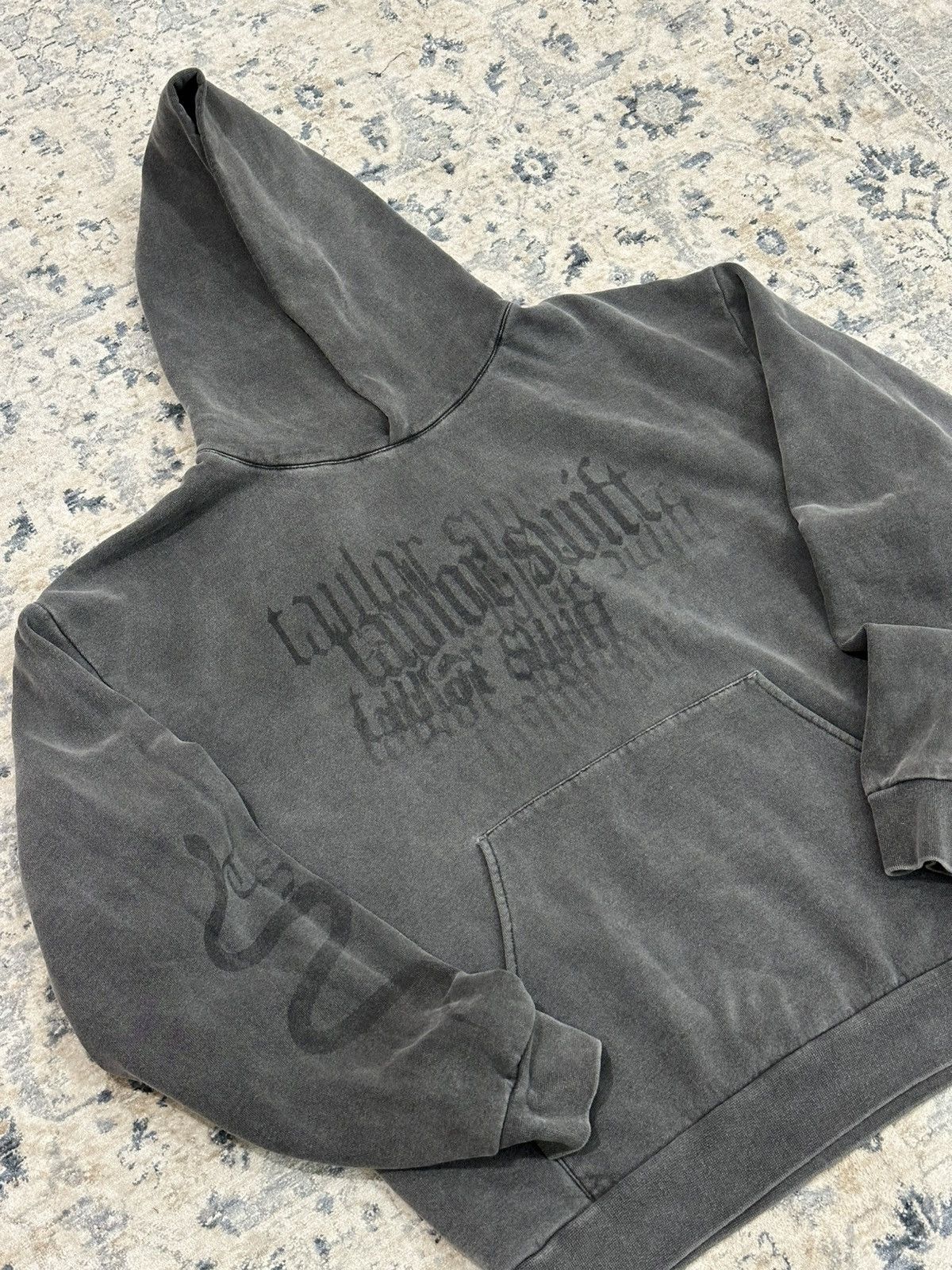Other Taylor Swift Official Merch Reputation Hoodie Size M/L Size L / US 10 / IT 46 - 3 Thumbnail