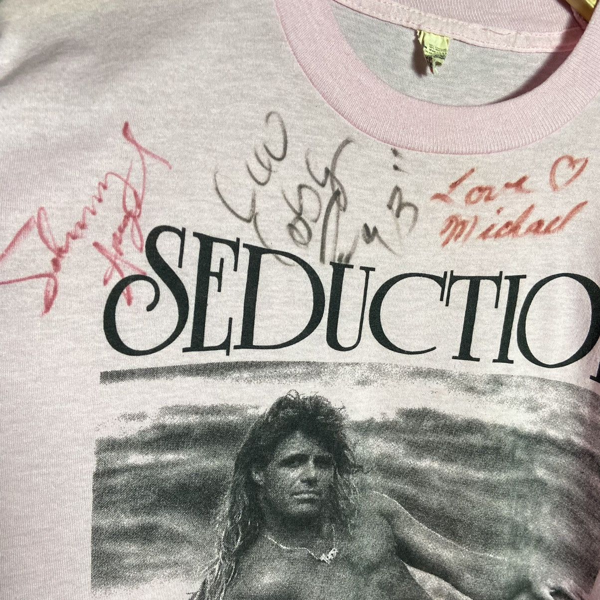 Vintage Vintage 80s Seduction Jon Mikl Photo Art T-Shirt Size US XL / EU 56 / 4 - 3 Thumbnail