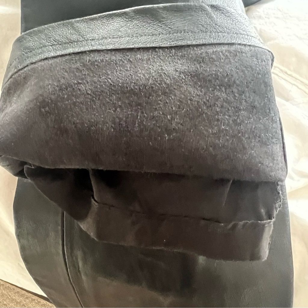 Danier Danier Leather pants genuine size 2, 28 inch straight leg Size 28" / US 6 / IT 42 - 13 Thumbnail