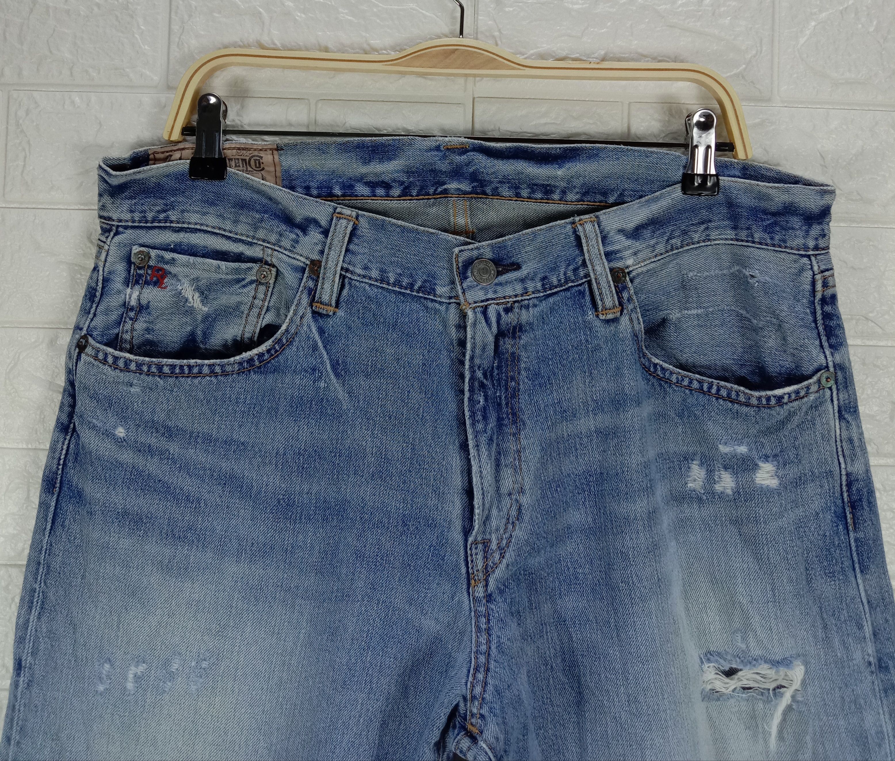 Polo Ralph Lauren Vintage Polo Ralph Lauren Light Wash Distressed Jeans Size US 34 / EU 50 - 2 Thumbnail