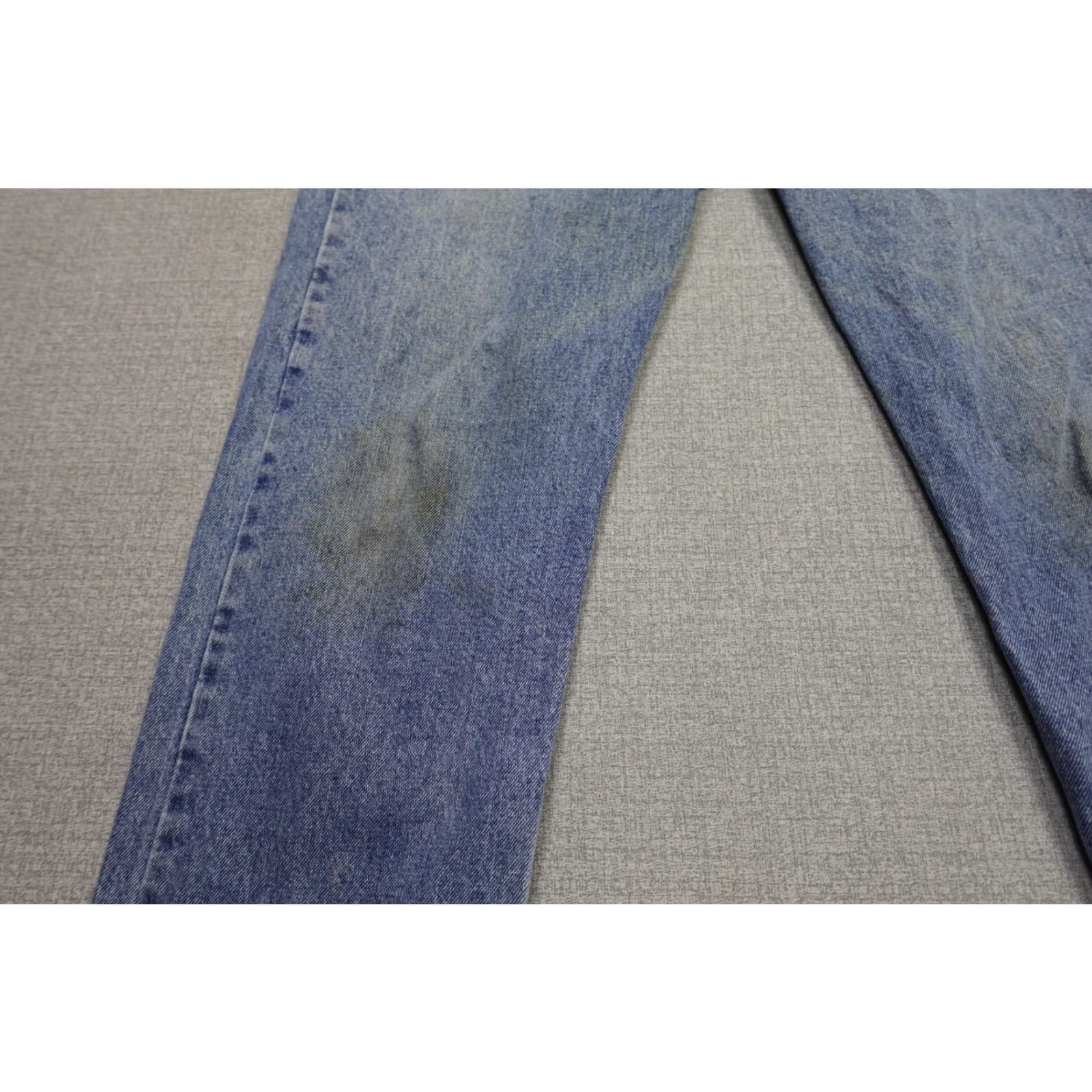 Levi's Levi's 505 Jeans Mens 36x32 Blue Regular Fit Straight Leg Light Wash Vintage Size US 36 / EU 52 - 4 Thumbnail