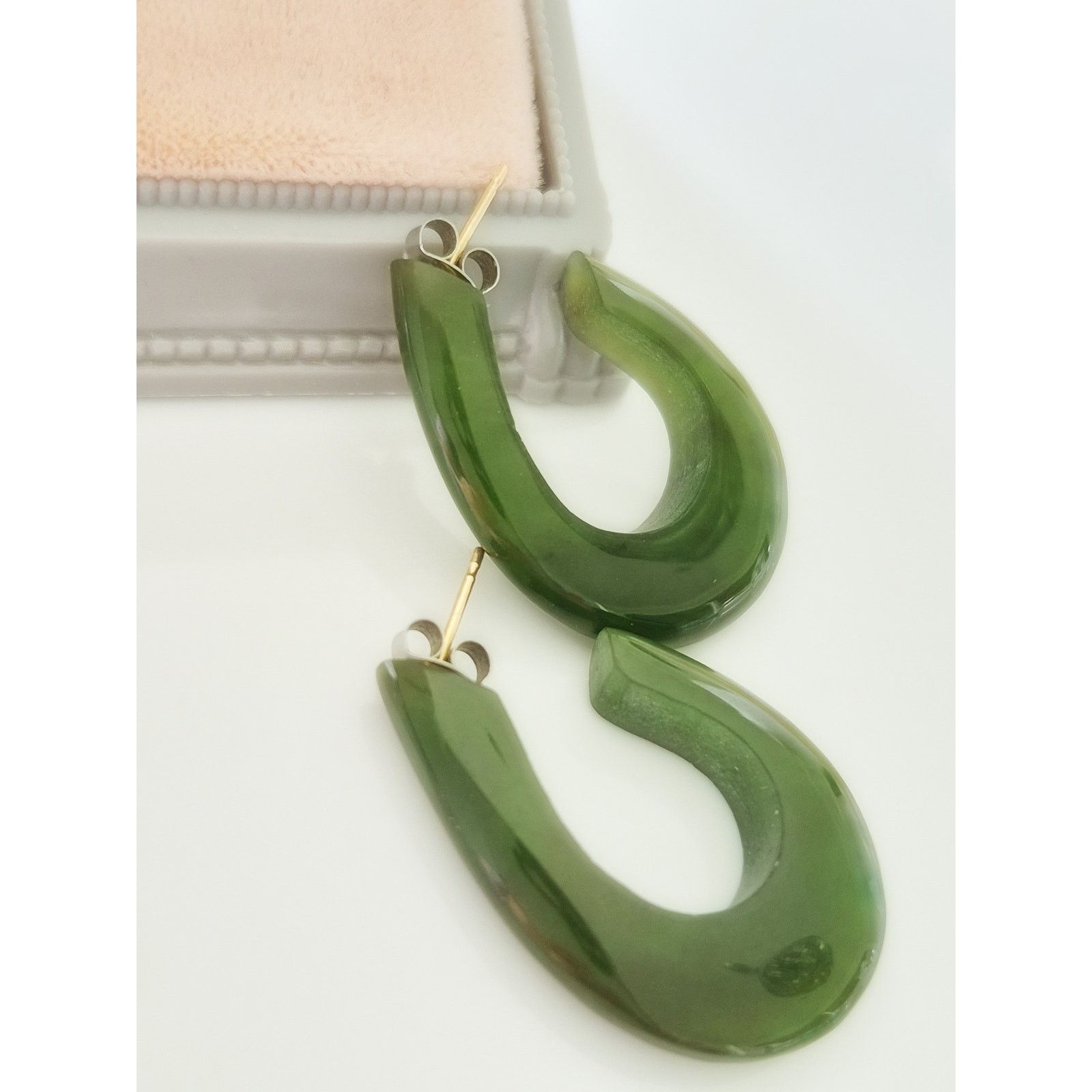 Other Vintage Jade J Hoop Earrings Size ONE SIZE - 1 Thumbnail