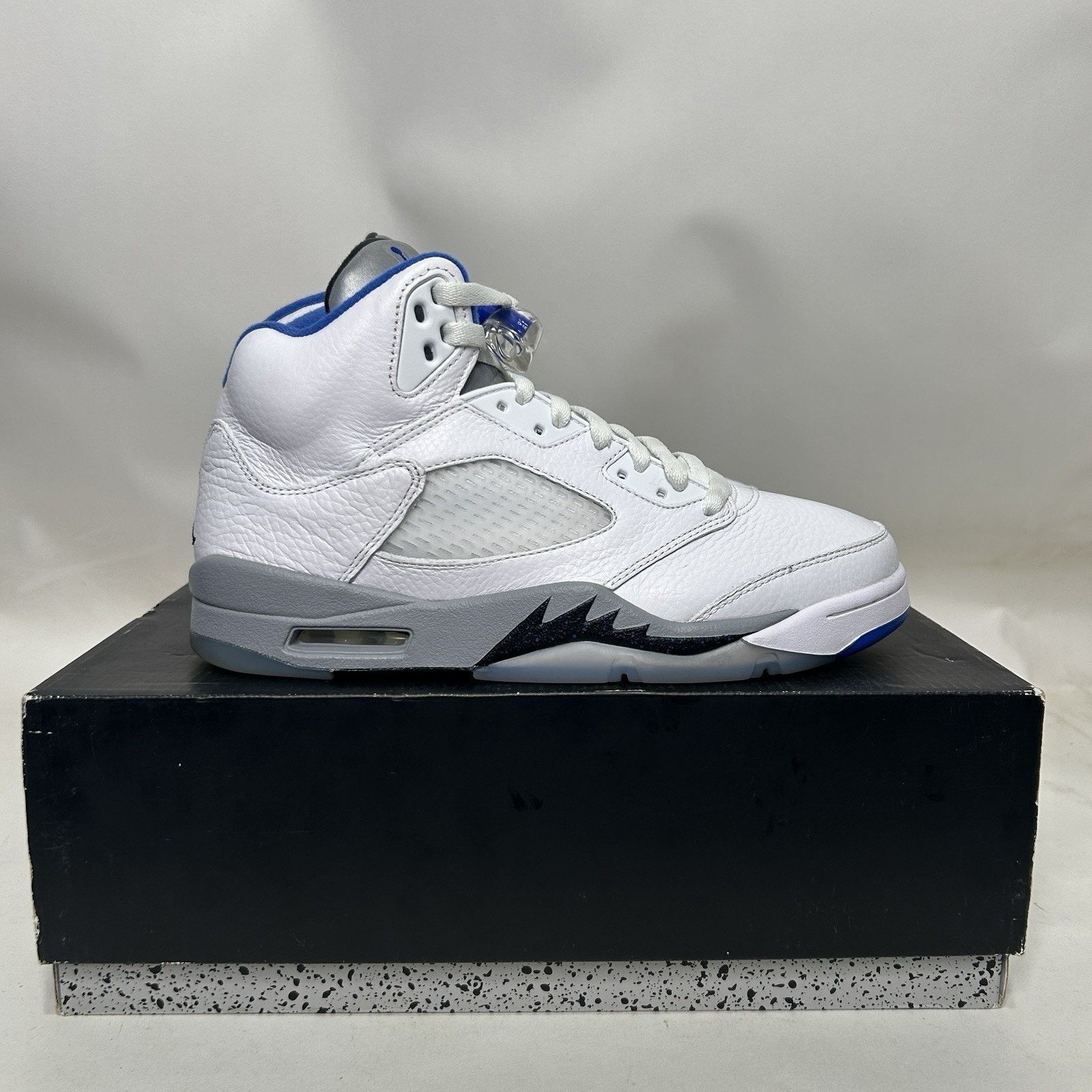 Jordan Brand Nike Air Jordan 5 Retro “Stealth 2.0/White Blue Grey” Size US 8.5 / EU 41-42 - 4 Thumbnail