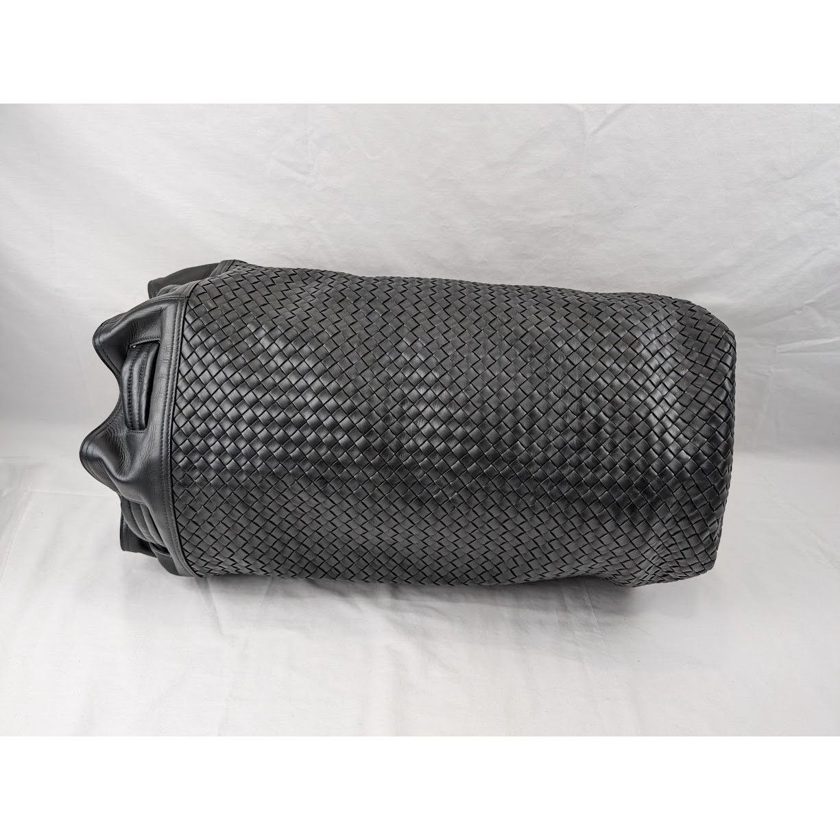 Bottega Veneta o1rshd1 Size: OS / Intrecciato Duffle Bag in Black Size ONE SIZE - 14 Thumbnail