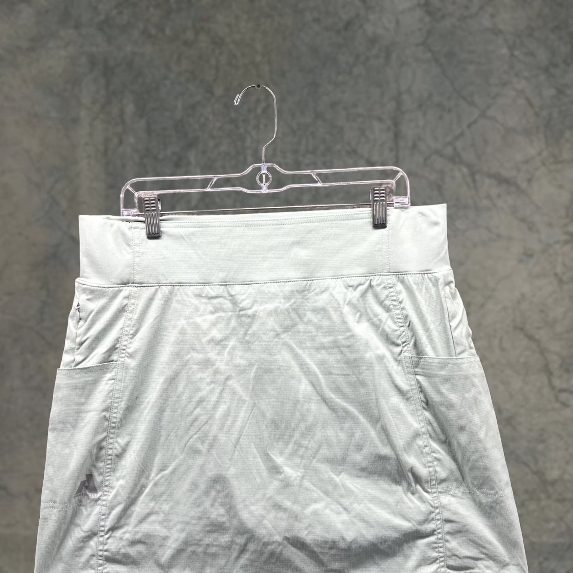 Eddie Bauer VINTAGE Eddie Bauer Skort Women 12 Blue Lined Polyester Tennis Skort Athletic Training Short Skirt Womens 12 Blue Lined Size 34" / US 12 / IT 48 - 1 Thumbnail