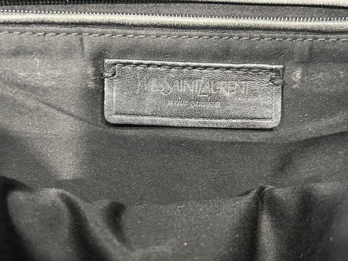 Yves Saint Laurent YSL Large Muse Bag Black Patent Leather w/ Lock & Charm Size ONE SIZE - 10 Thumbnail