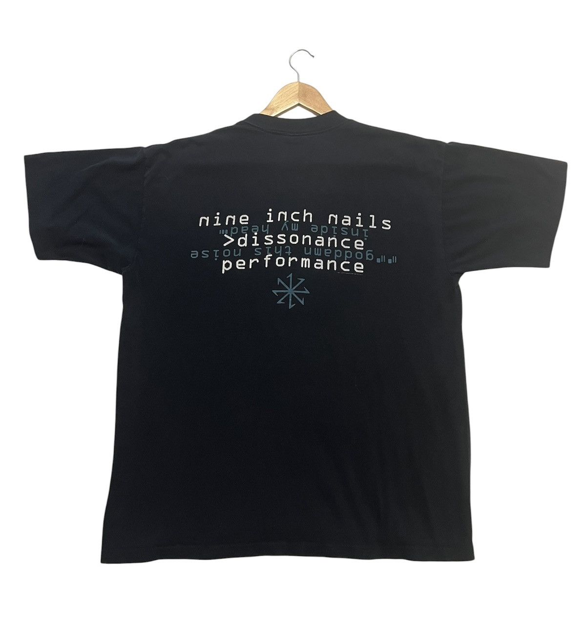 Band Tees Vintage Nine Inch Nails Size US XL / EU 56 / 4 - 2 Thumbnail