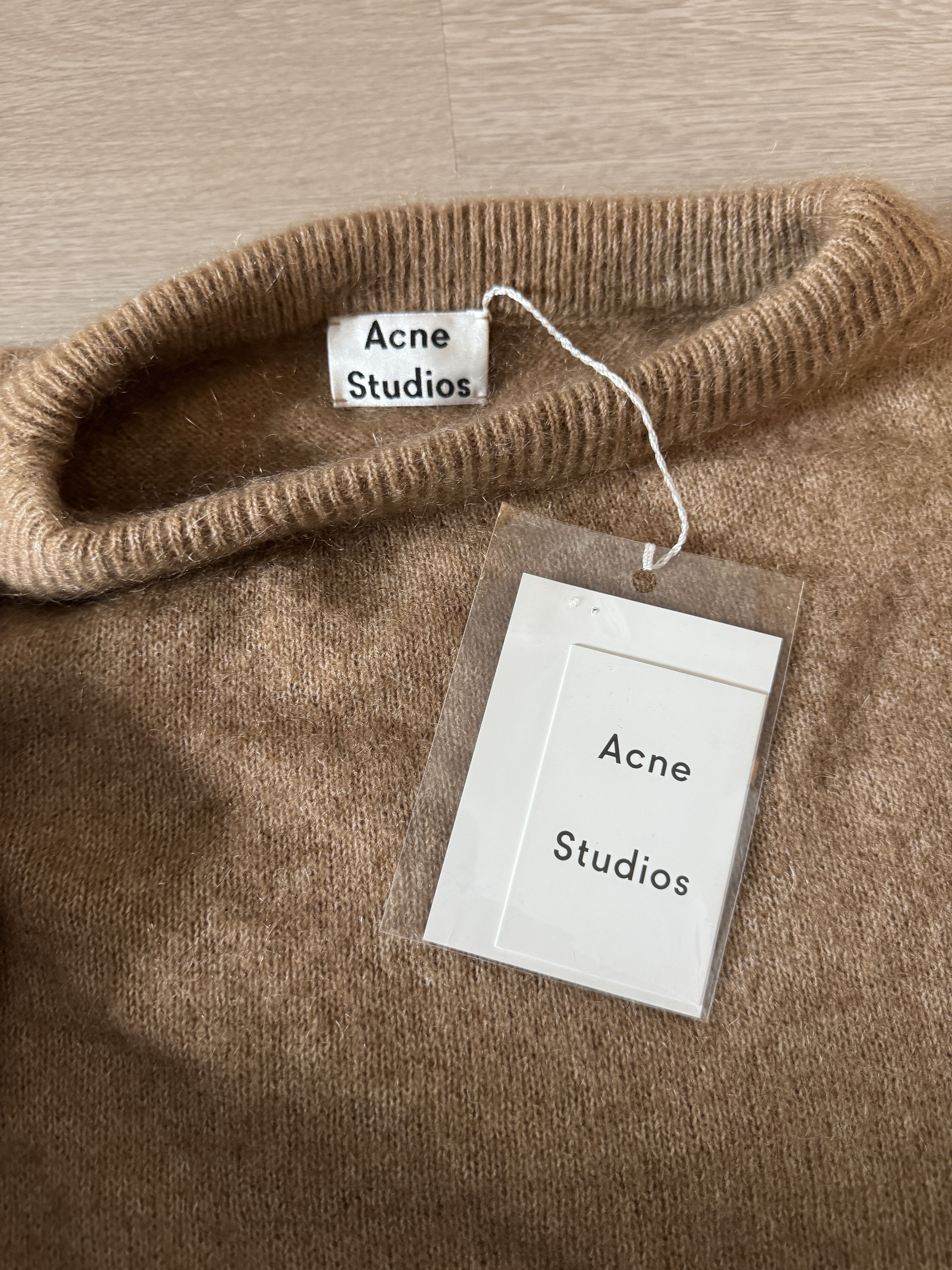 Acne Studios Acne Studios Dramatic Mohair Knit Size M / US 6-8 / IT 42-44 - 2 Thumbnail
