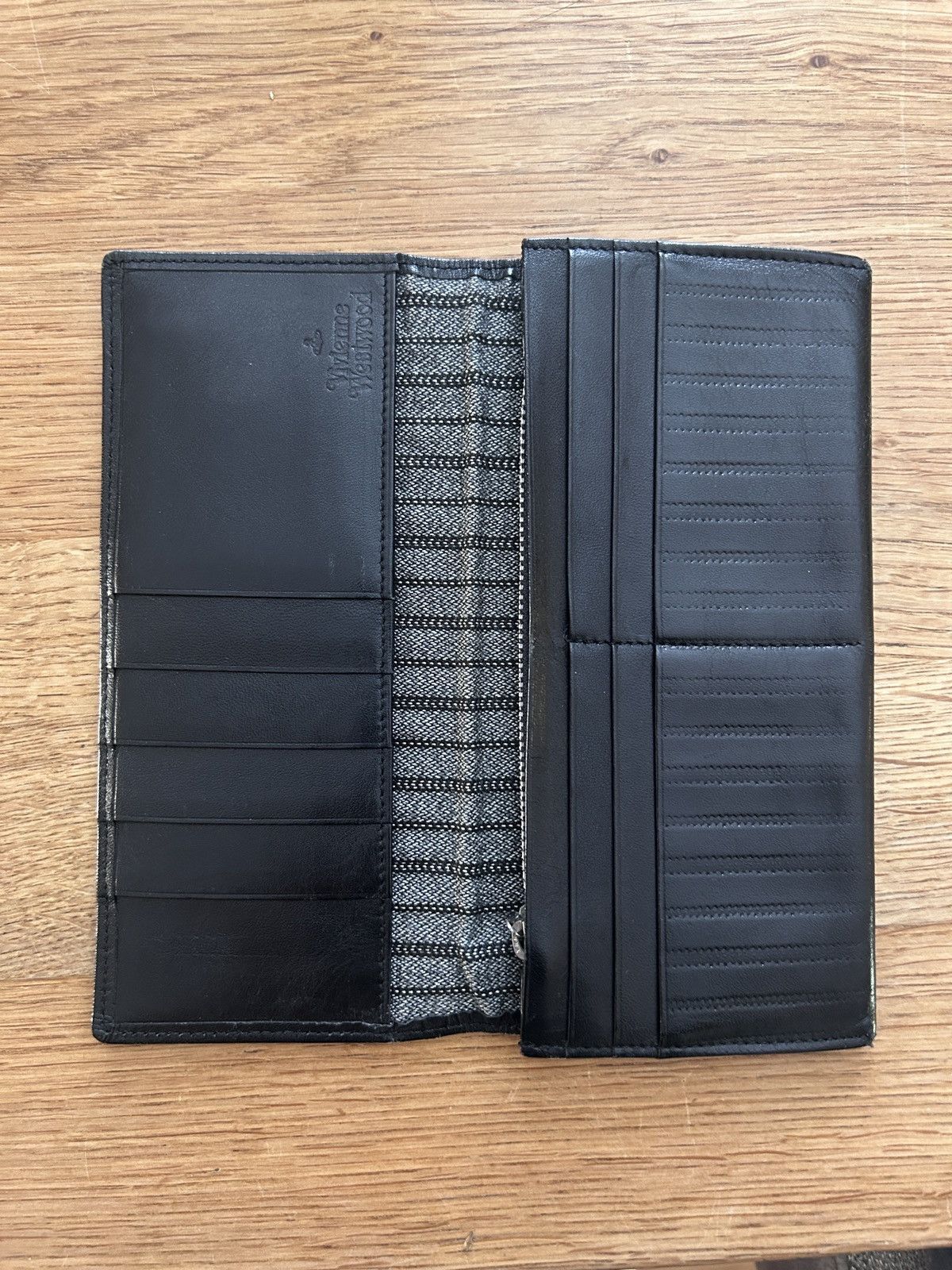 Vivienne Westwood Vivienne Westwood Large Portmonaie Wallet Used Size ONE SIZE - 5 Thumbnail