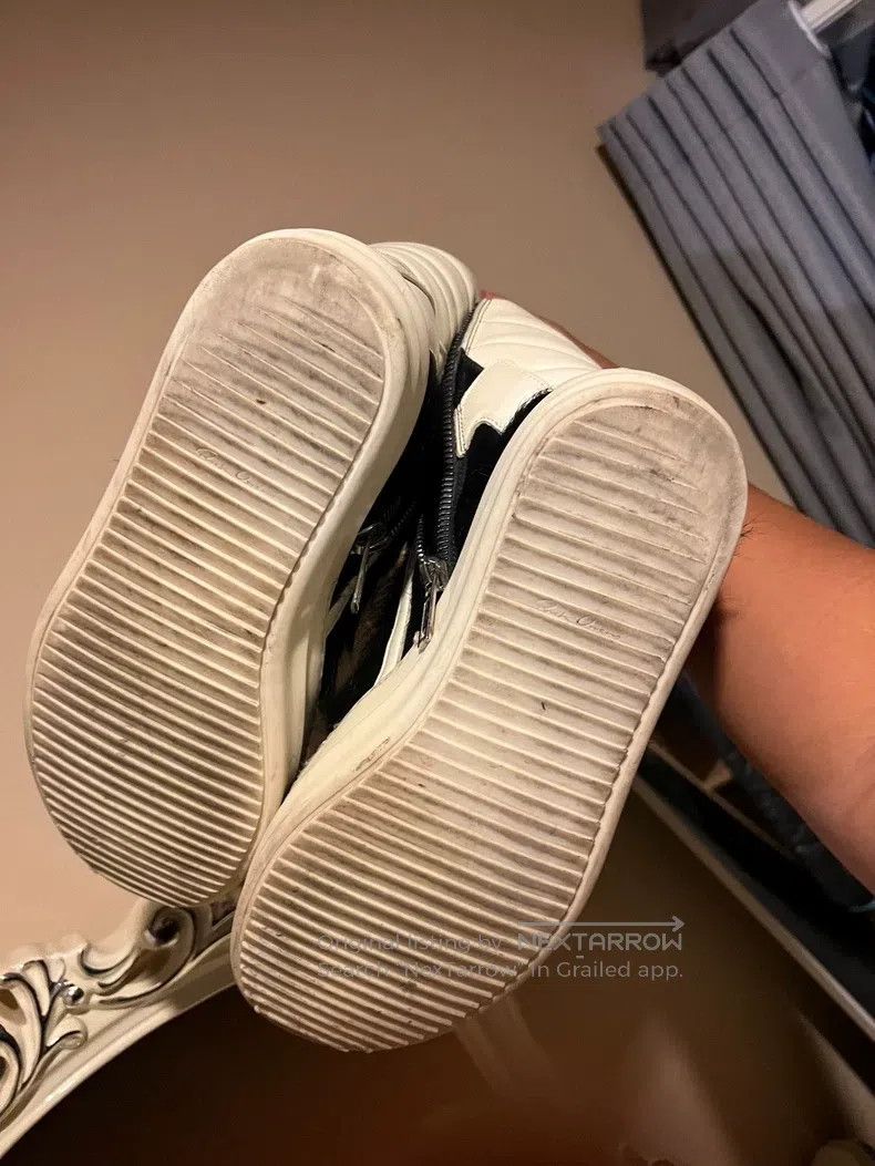 Rick Owens Rick Owens Mainstream Horsehair Inverted Triangle Size US 9 / EU 42 - 6 Thumbnail