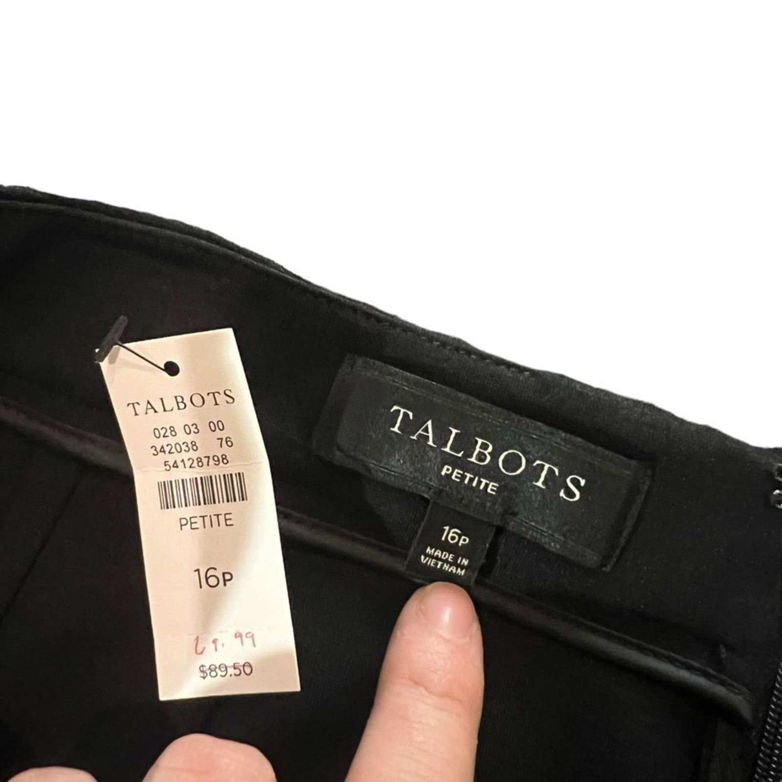 Talbots NWT Talbots Skirt Womens Petite Size 16 Black Knee Length Size 38" / US 16 / IT 52 - 3 Thumbnail