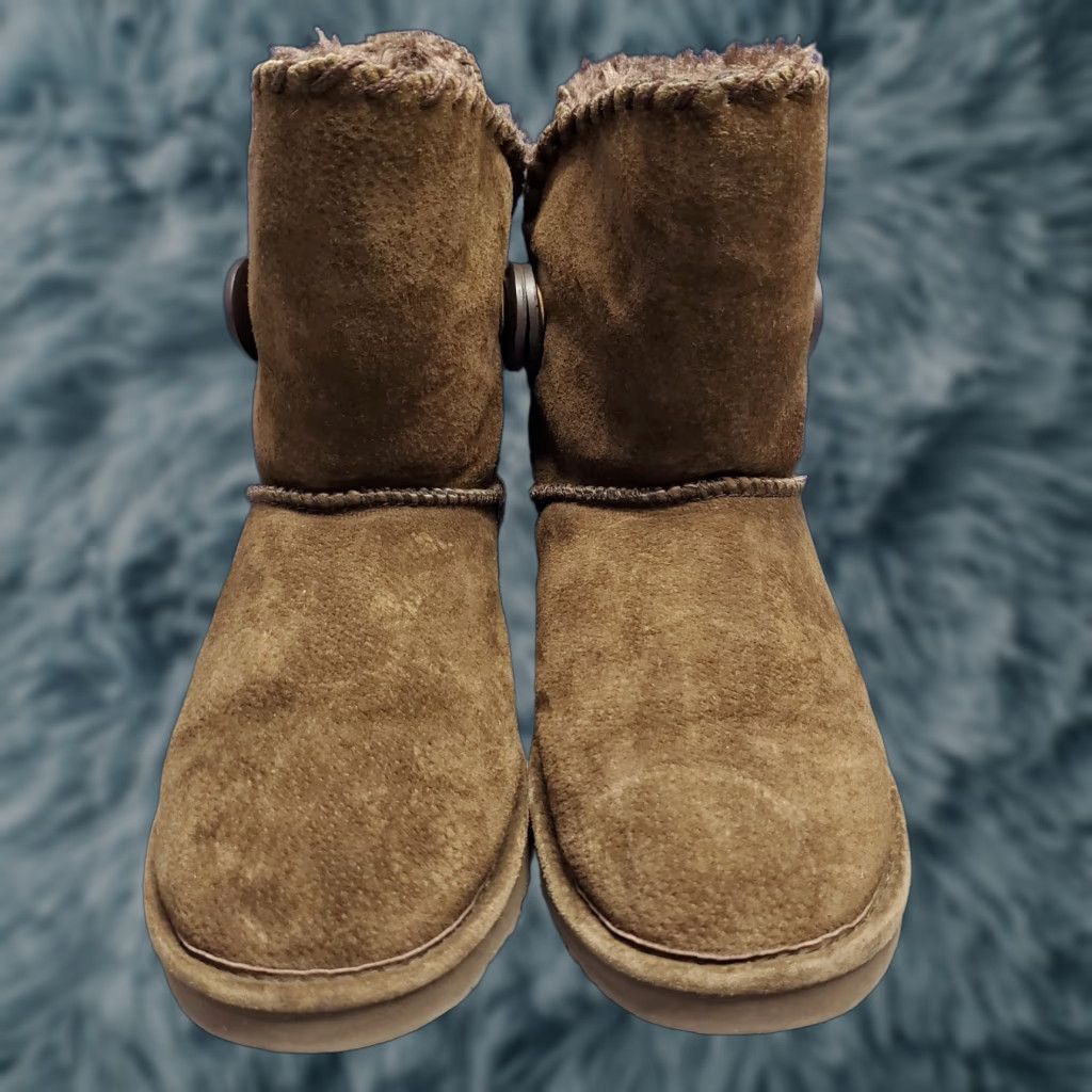 Vintage LAMO Winter Ankle Boots Womens Size 8 Brown Suede Pull On Whipstitch Faux Fur Casual Shoes Size US 8 / IT 38 - 1 Thumbnail