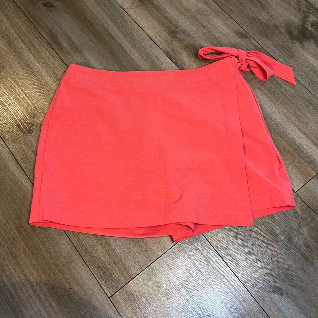 Southern Tide Southern Tide Coral Jourdan Performance Skort Women 2 Bin L- Size 26" / US 2 / IT 38 - 1 Thumbnail