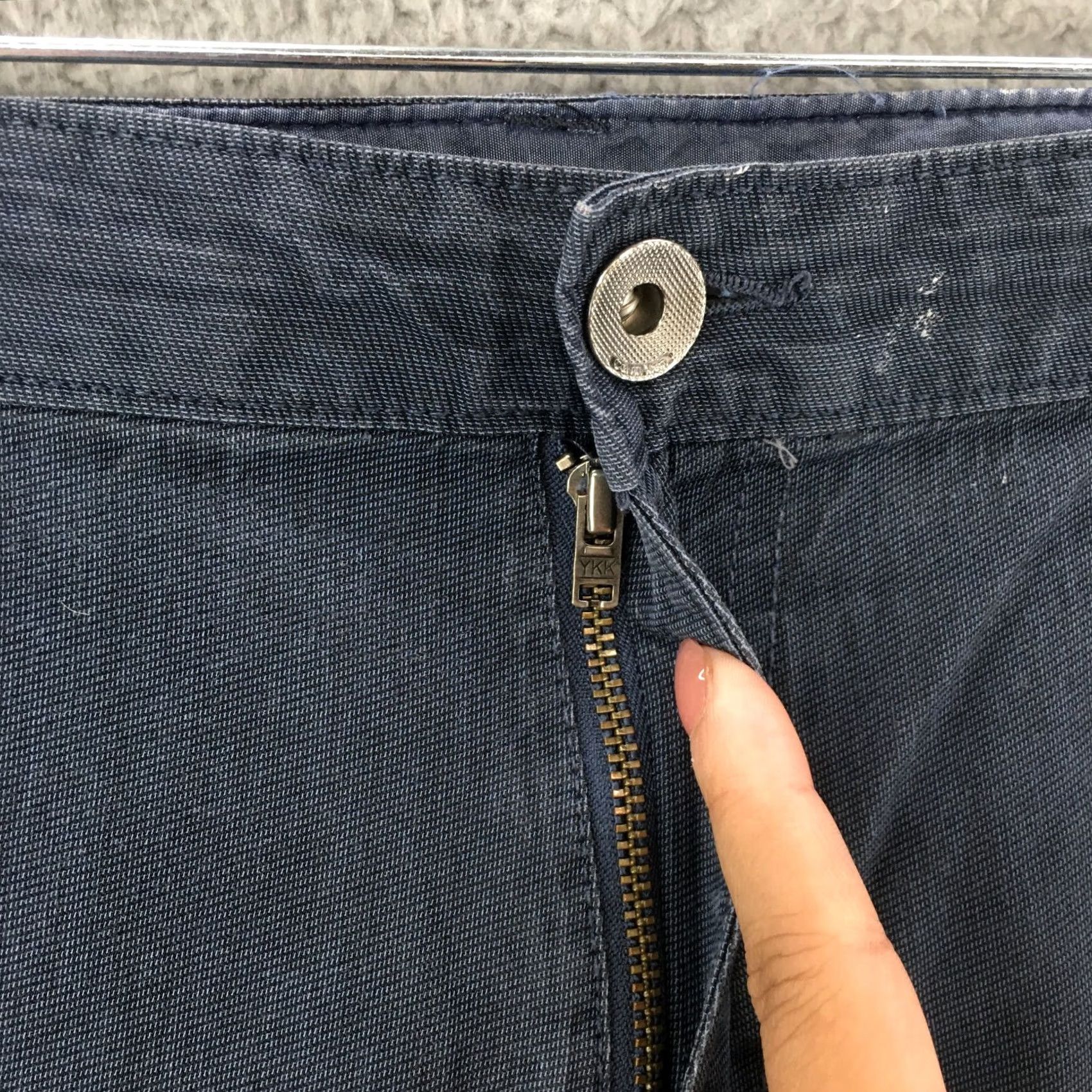 Calvin Klein Calvin Klein Straight Leg Pants Mens 40x30 Blue Flat Front Mid Rise Zip Fly Regular Fit Straight Leg Color Blue Men’s Pants Size 27" / US 4 / IT 40 - 4 Thumbnail