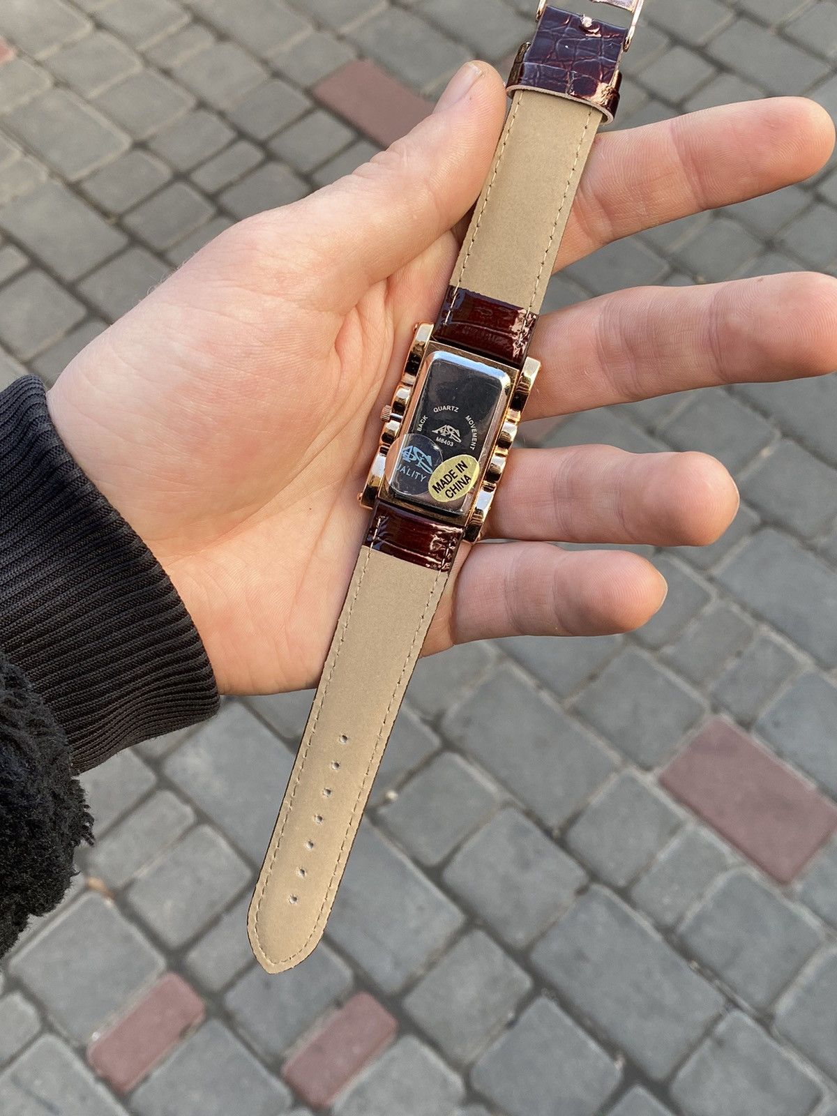 Vintage Brown Strap Watch w/ Gold Crystals - Japanese Mechanism Size ONE SIZE - 6 Thumbnail