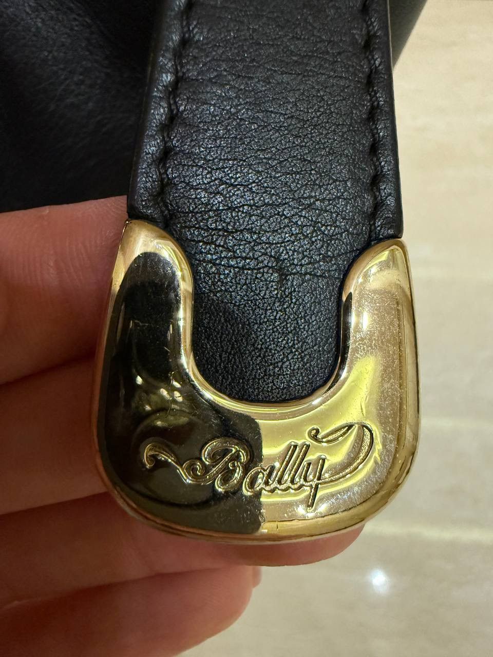 Bally BALLY Black Leather Shoulder Handbag Authentic Purse Size ONE SIZE - 2 Thumbnail