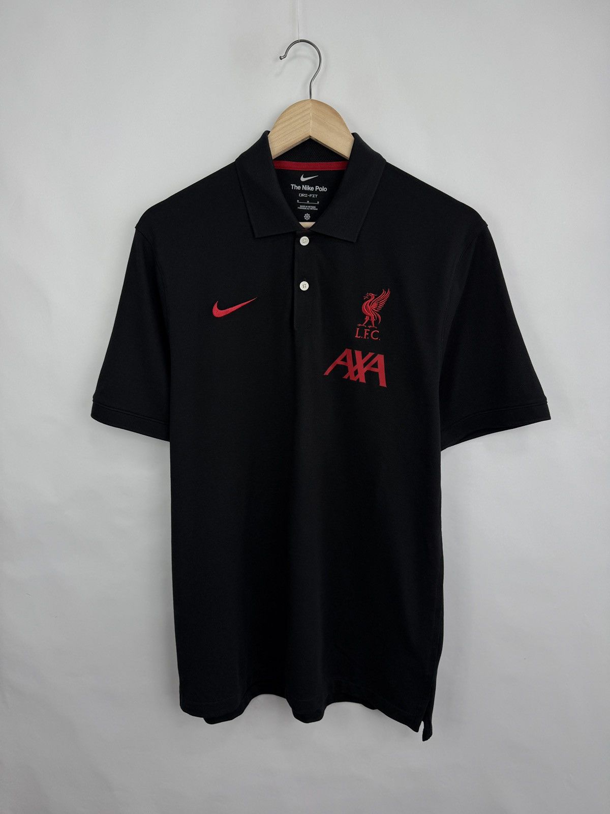 Nike 🏴󠁧󠁢󠁥󠁮󠁧󠁿 24/25 Nike Liverpool LFC AXA Polo T-Shirt Dri-FIT Rare Y2K Size US M / EU 48-50 / 2 - 7 Thumbnail