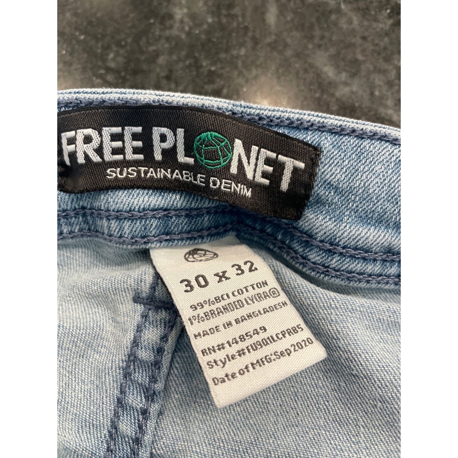 Free Planet Free Planet 30X32 sustainable CO light wash jean Size US 30 / EU 46 - 3 Thumbnail
