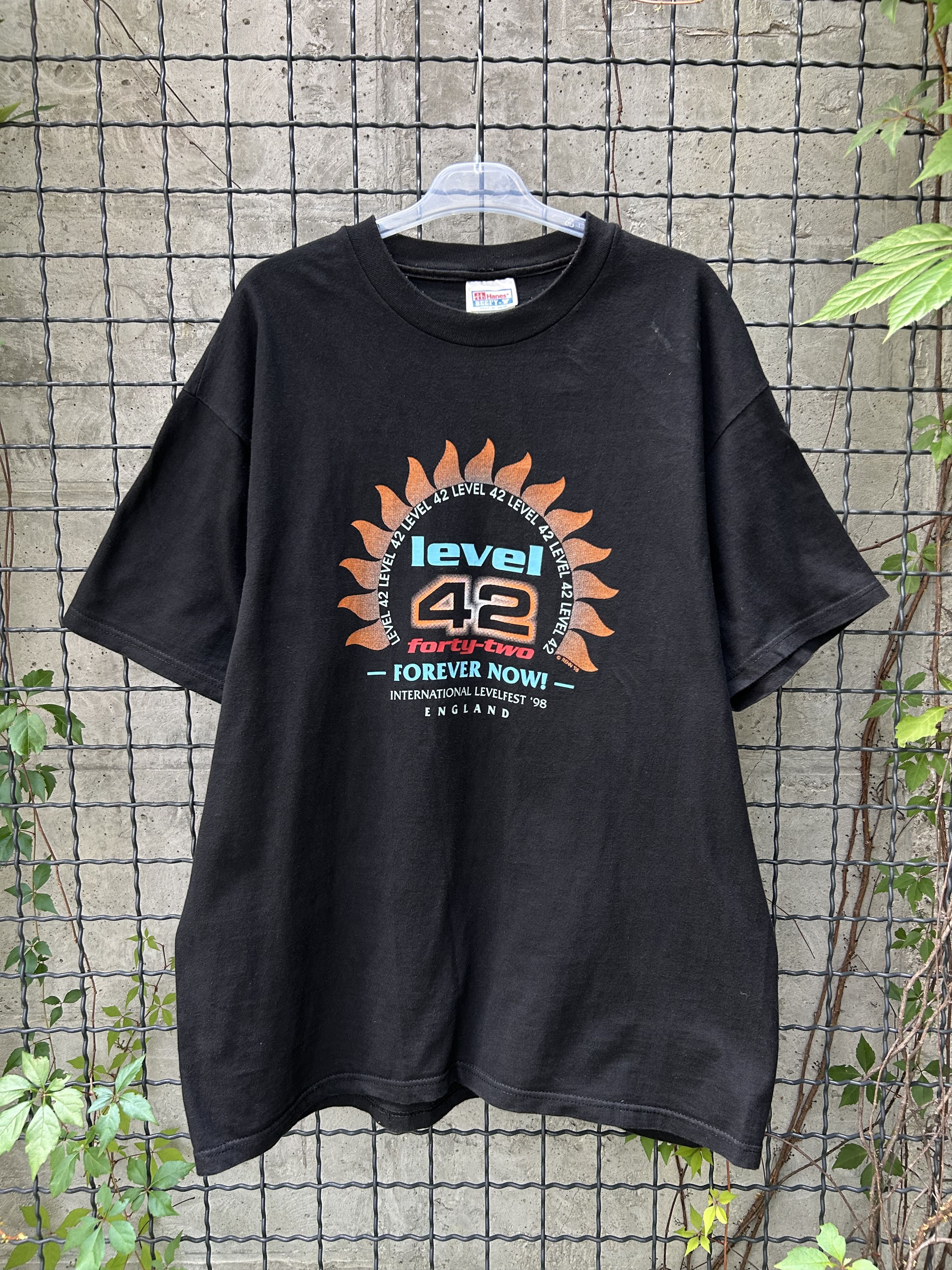 Band Tees Vintage 1998 Level 42 Rock Band Tour T-shirt Size US XL / EU 56 / 4 - 1 Thumbnail