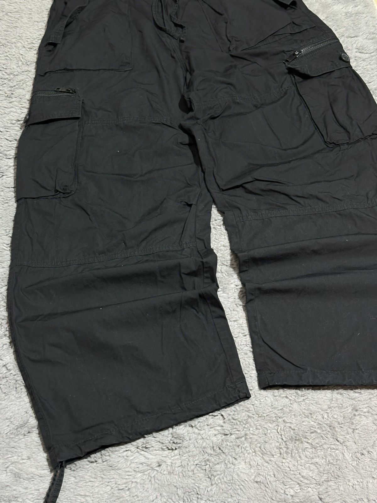 Weekday Weekday "Gorpcore" Wide-Leg Technical Cargo Pants Size US 34 / EU 50 - 2 Thumbnail