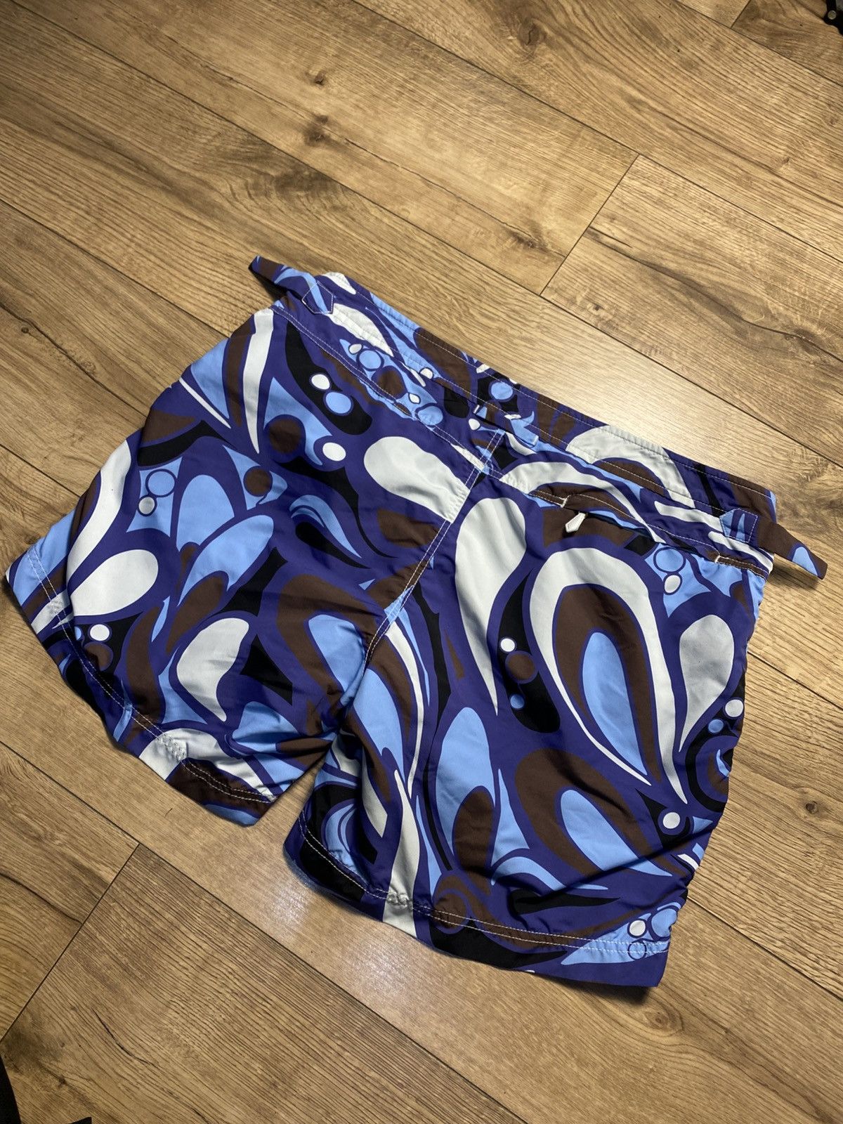 Tom Ford TOM FORD Blue Abstract Print Swim Trunks Men's Size 52 / XL Size US 36 / EU 52 - 2 Thumbnail