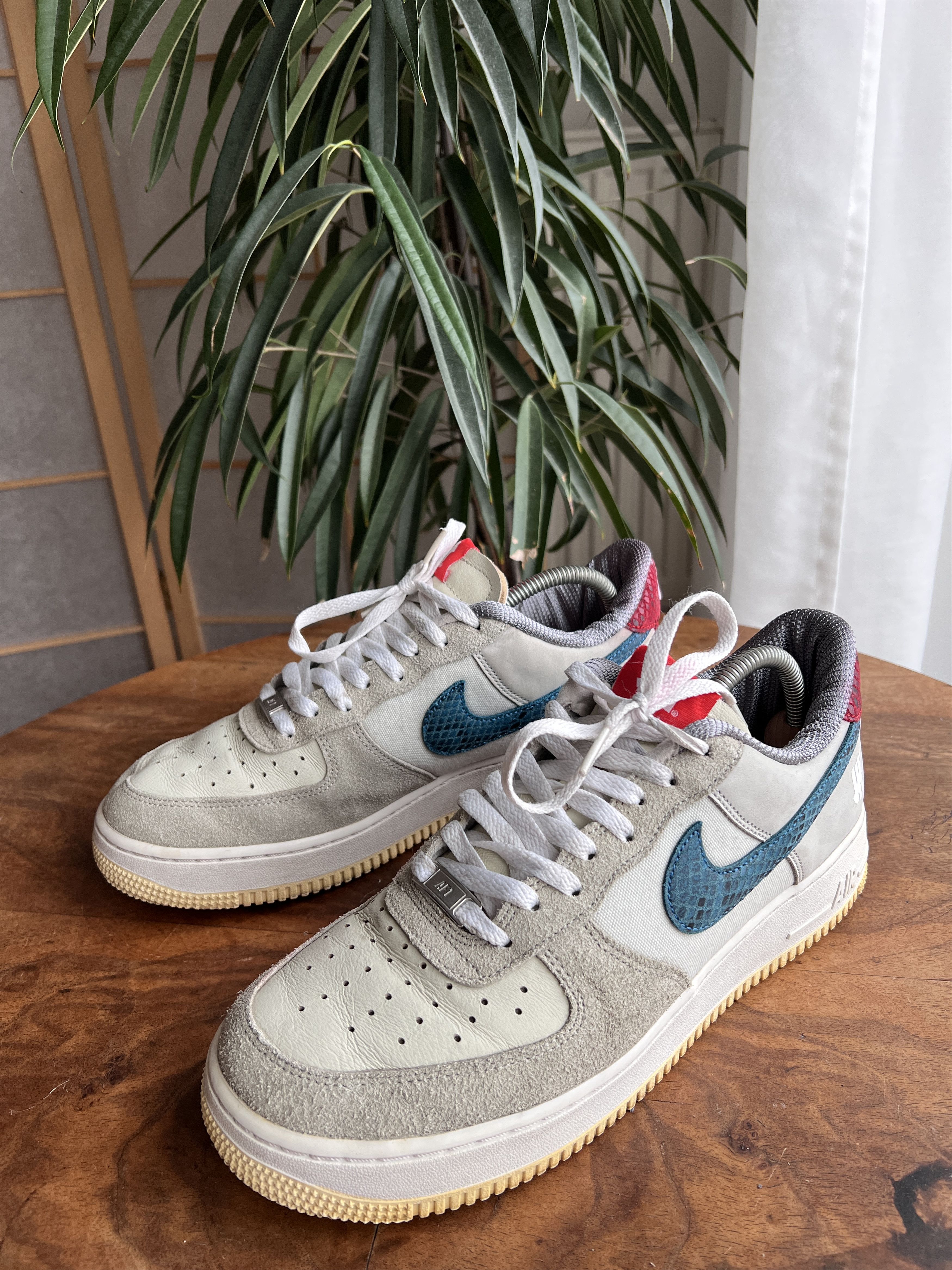 Nike × Undefeated Undefeated x Nike Air force 1 low SP 5 on it sneakers dunk Size US 10 / EU 43 - 19 Thumbnail