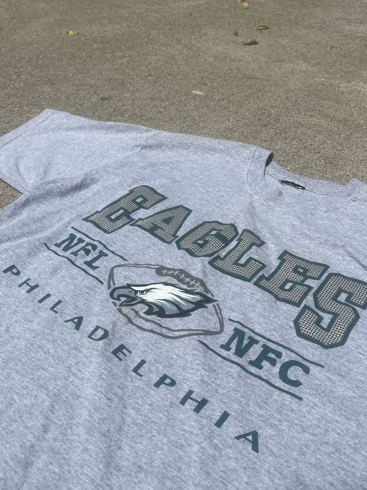 Pro Player 90s Philadephia Eagles NFL grey t shirt size XL vintage pro Size US XL / EU 56 / 4 - 2 Thumbnail