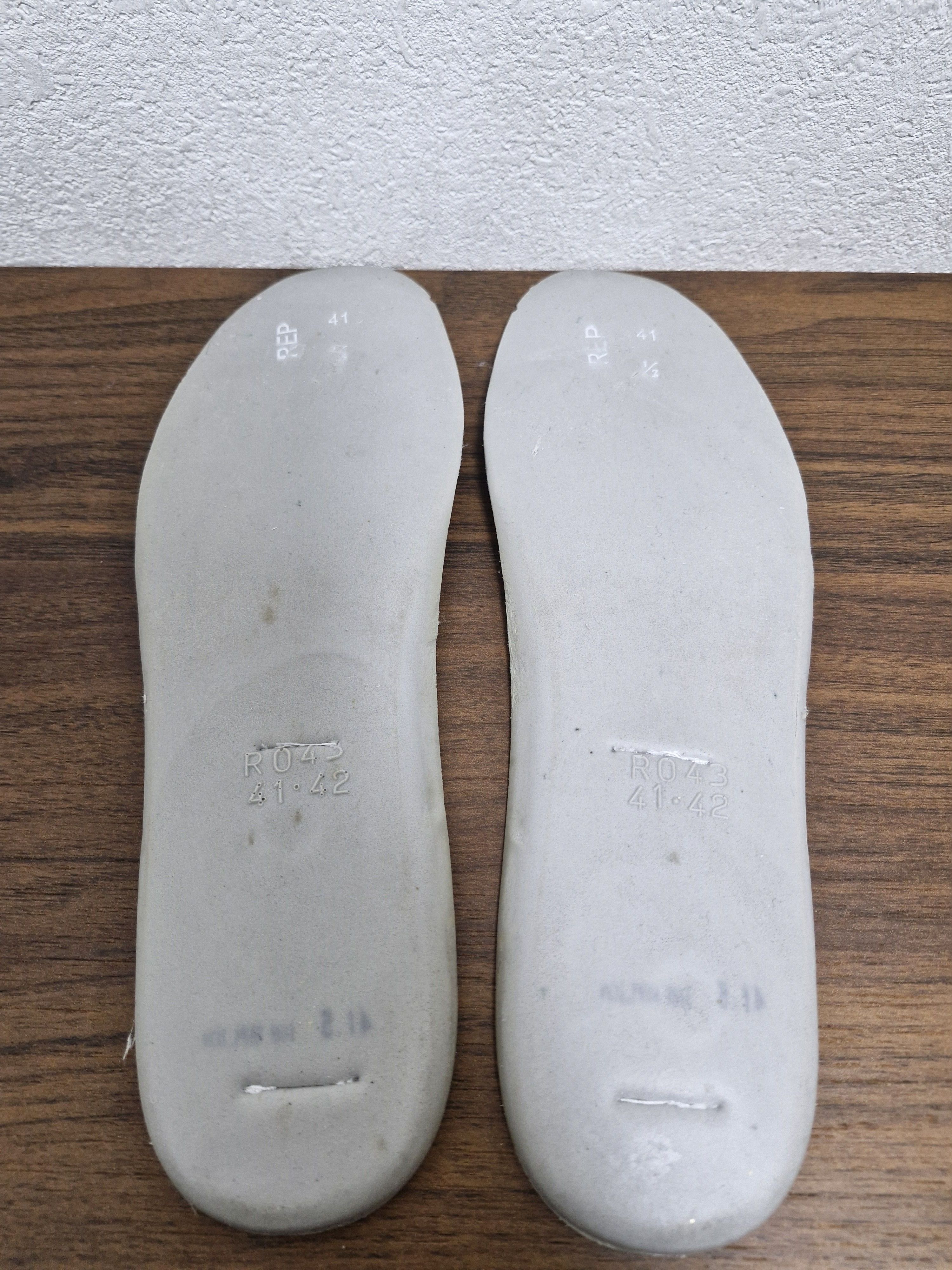 Maison Margiela MAISON MARGIELA FW21 Bianchetto Paint GATs Size US 8.5 / EU 41-42 - 13 Thumbnail