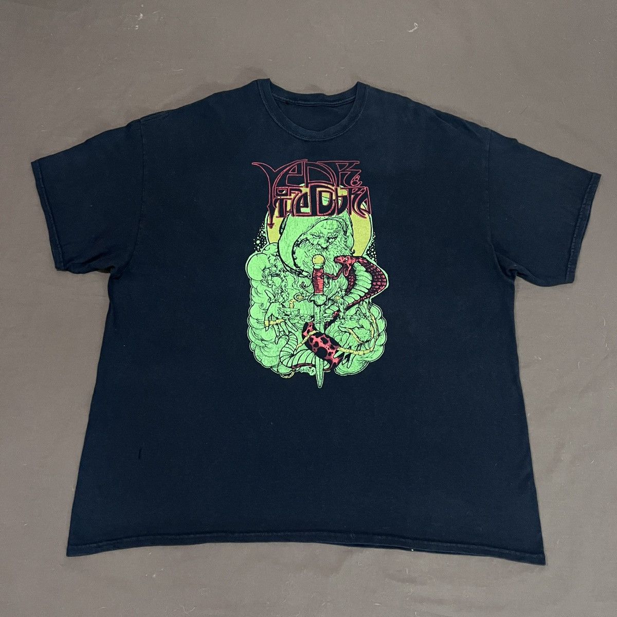 Band Tees Year of the Cobra Doom Metal Promo Tee 2XL Graphic Size US XXL / EU 58 / 5 - 2 Thumbnail
