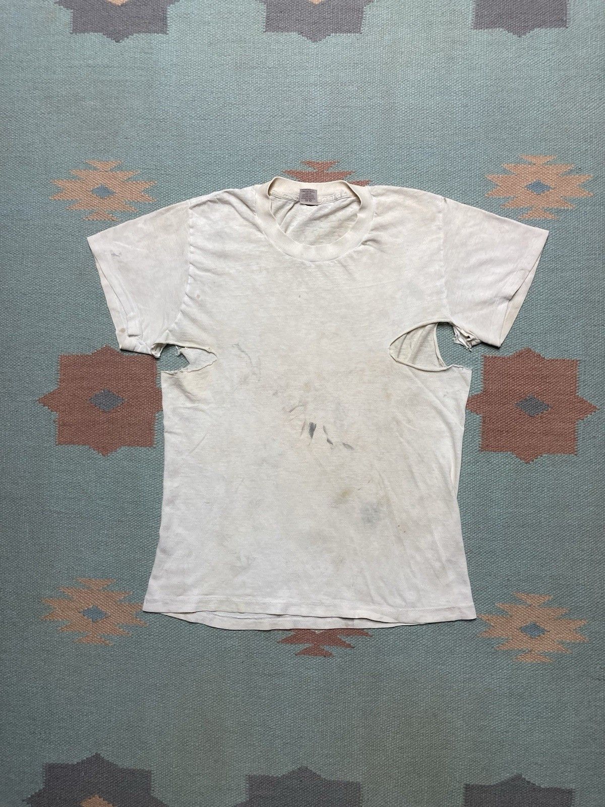 Vintage blank white t shirt jockey distres soft cotton whooped small Size US S / EU 44-46 / 1 - 1 Thumbnail