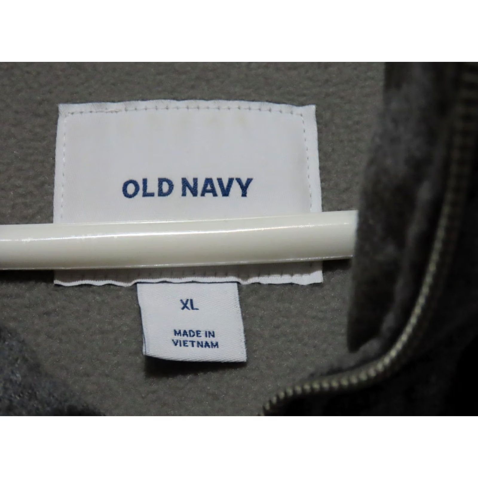 Old Navy Old Navy Men XL Vest Full Zip Textured Heather Gray Puffer Vest Size US XL / EU 56 / 4 - 5 Thumbnail