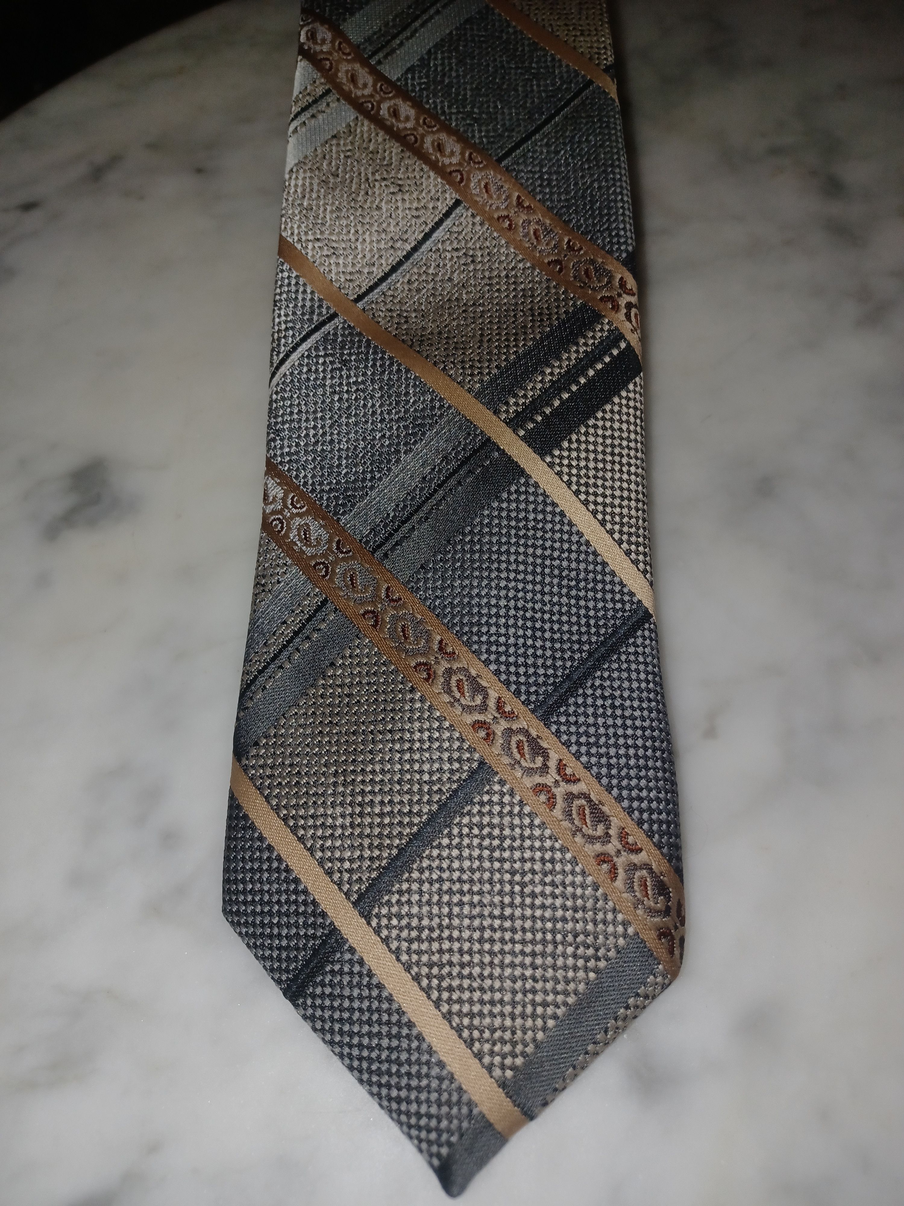 Other Contemporary from JC Penney Men's Tie Gray & Gold Size ONE SIZE - 1 Thumbnail