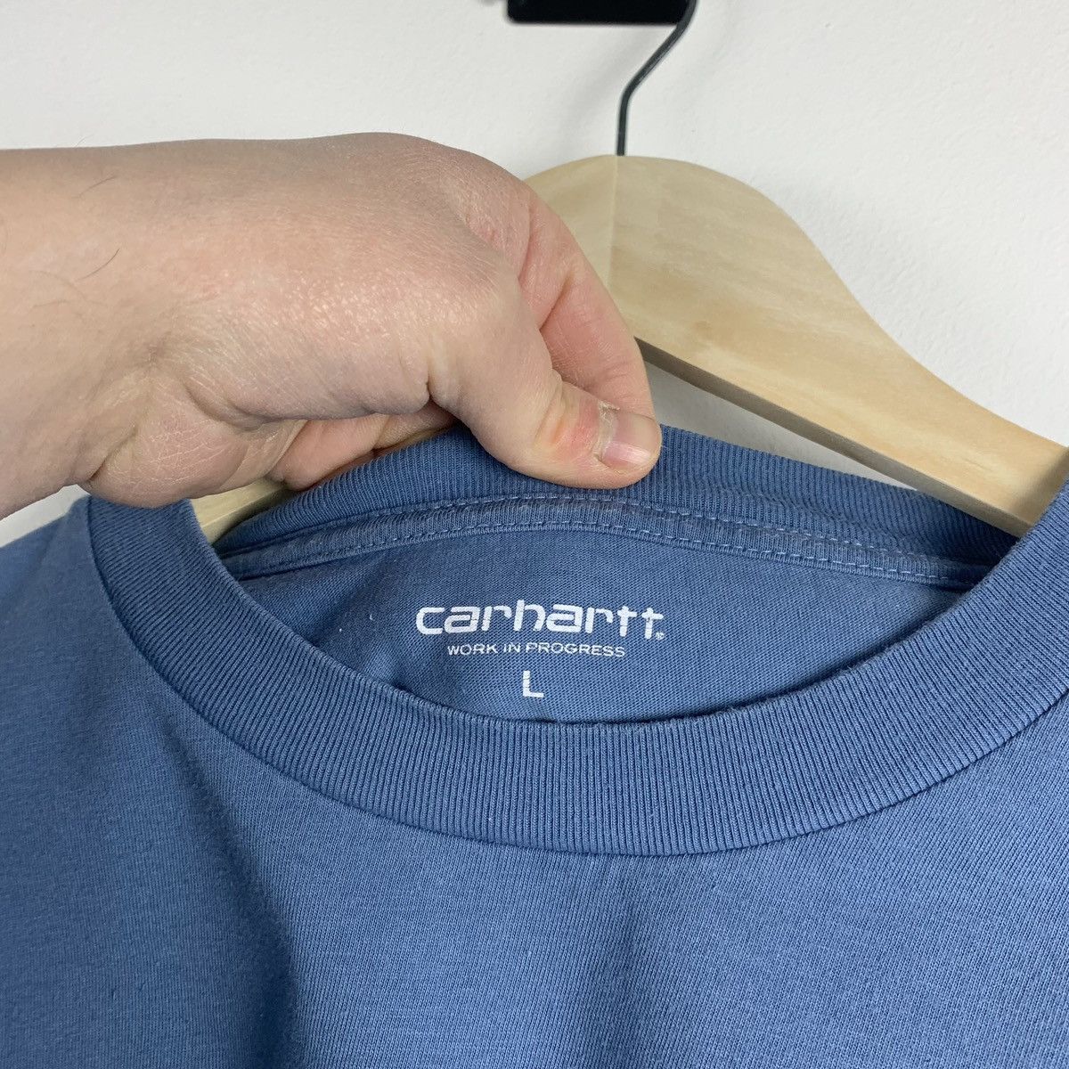 Carhartt Men’s Carhartt WIP Big Logo T-Shirt Size L Baby Blue y2k Size US L / EU 52-54 / 3 - 5 Thumbnail