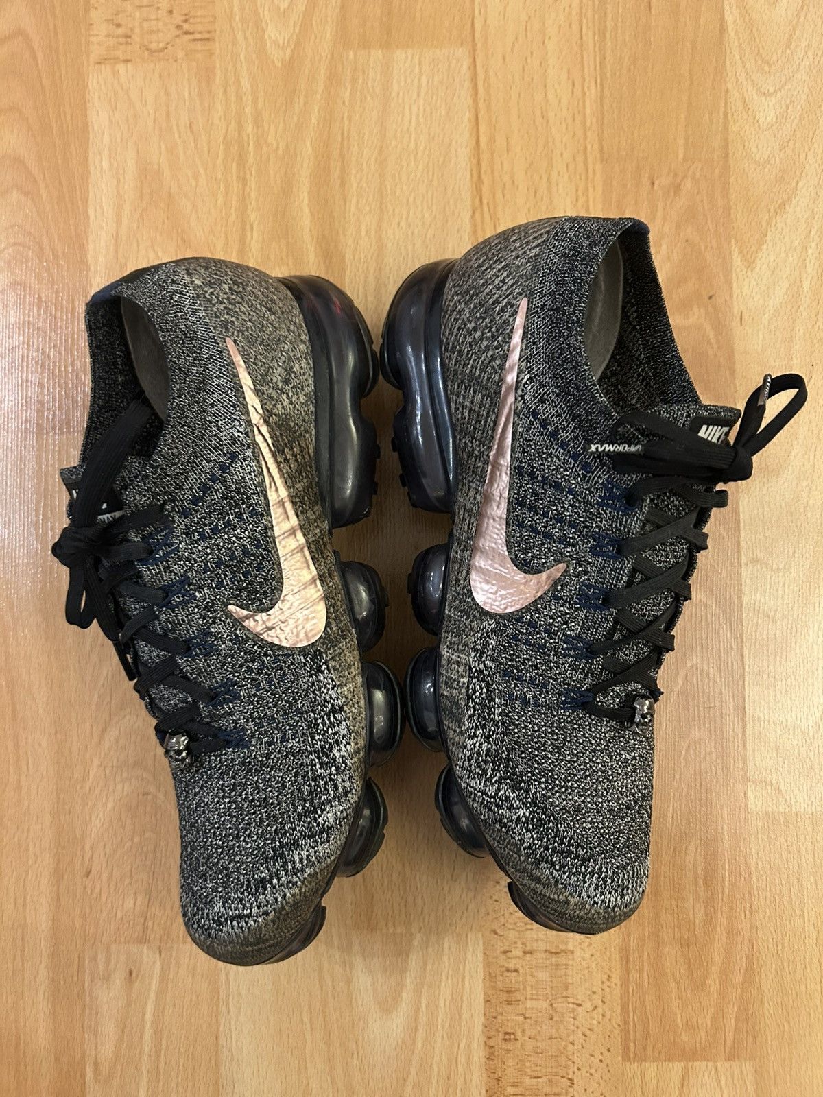 Nike Nike Air VaporMax Flyknit Explorer Dark Size US 11 / EU 44 - 3 Thumbnail
