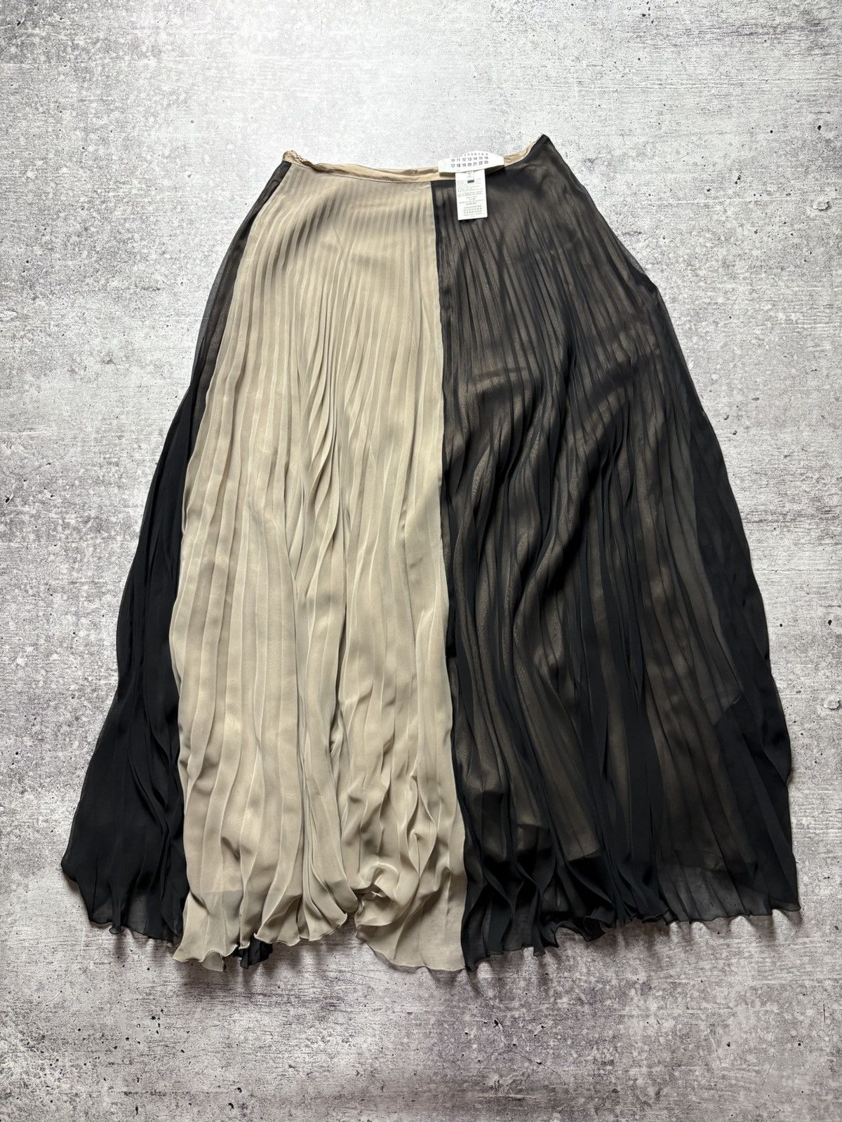 Maison Margiela Maison Martin Margiela MM6 Maxi Skirt Size 27" / US 4 / IT 40 - 2 Thumbnail
